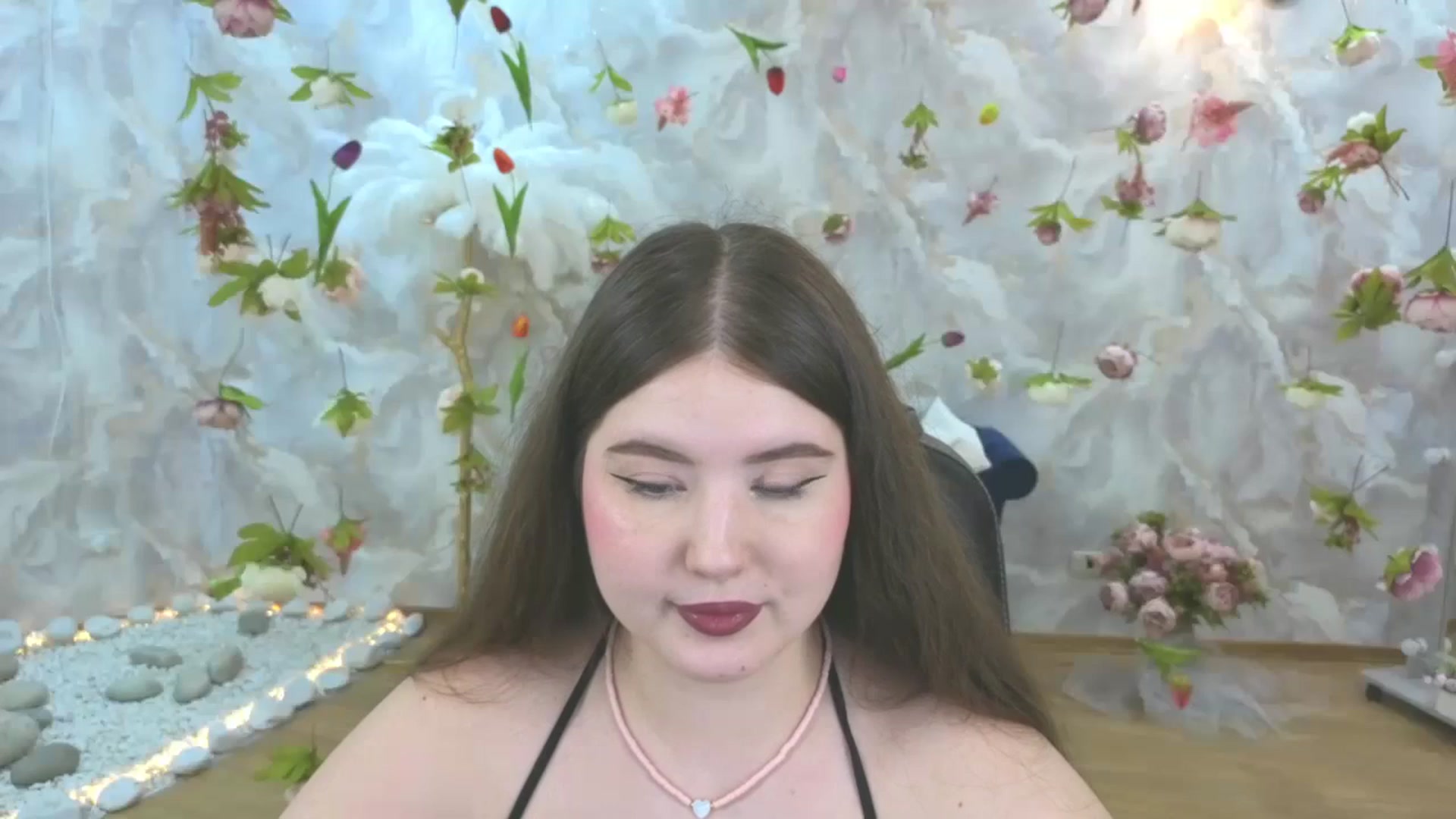Gallery image thumbnail from EnigmaVeil's myfreecams stream on, 05/07/2026, 08:33 image 6 of 20