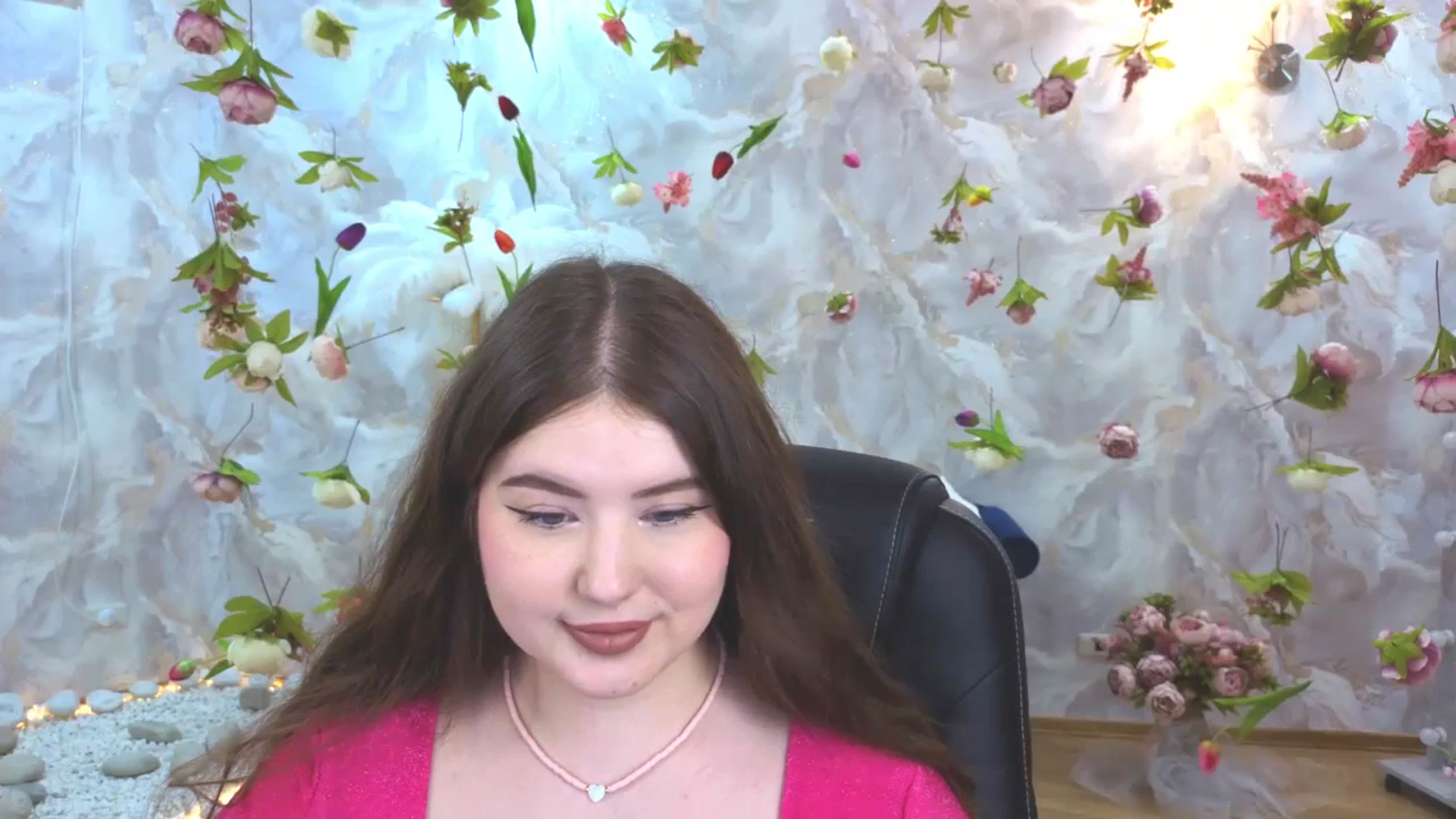 Gallery image thumbnail from EnigmaVeil's myfreecams stream on, 05/08/2026, 21:47 image 12 of 20