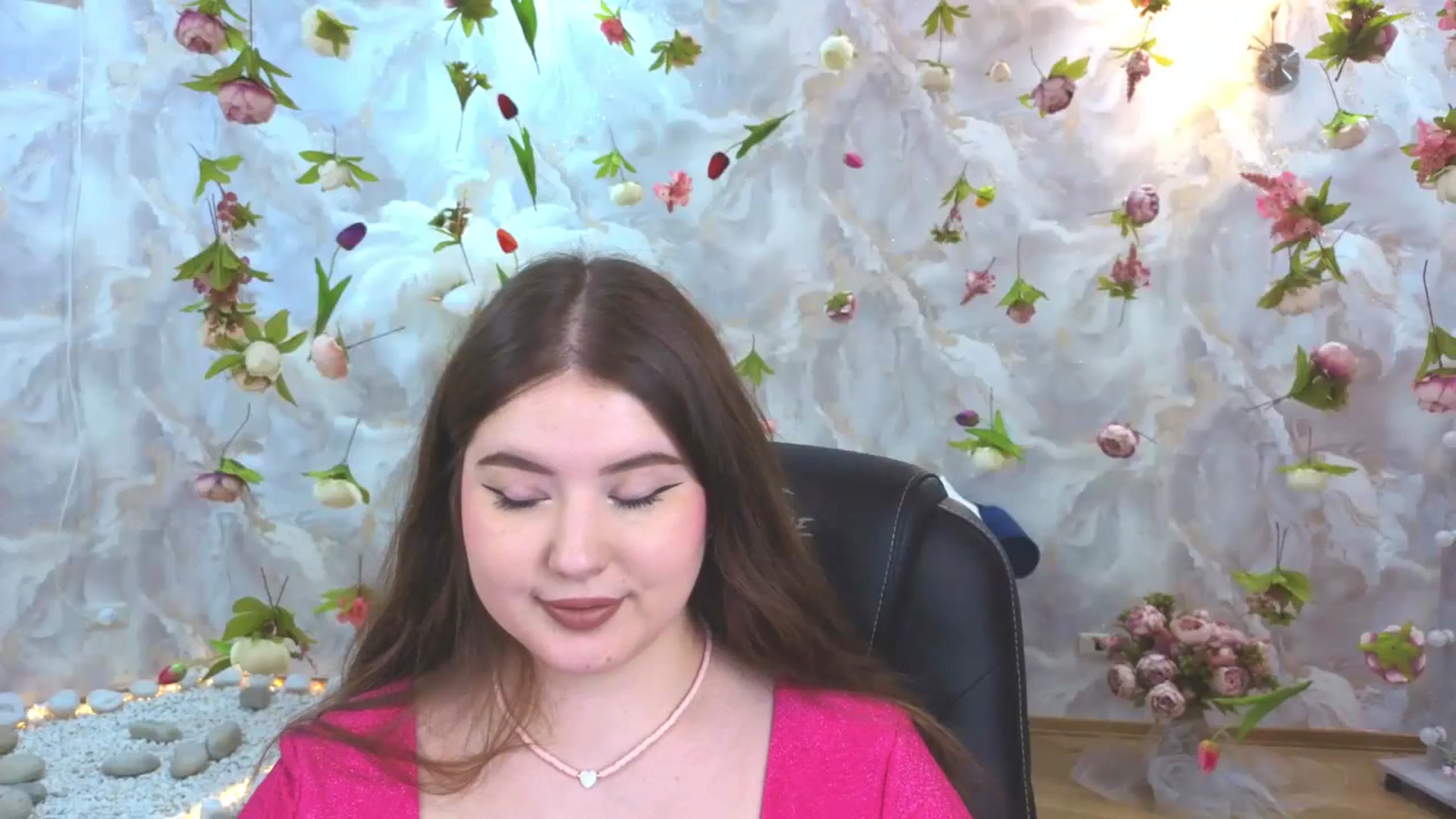 Gallery image thumbnail from EnigmaVeil's myfreecams stream on, 05/08/2026, 21:47 image 11 of 20