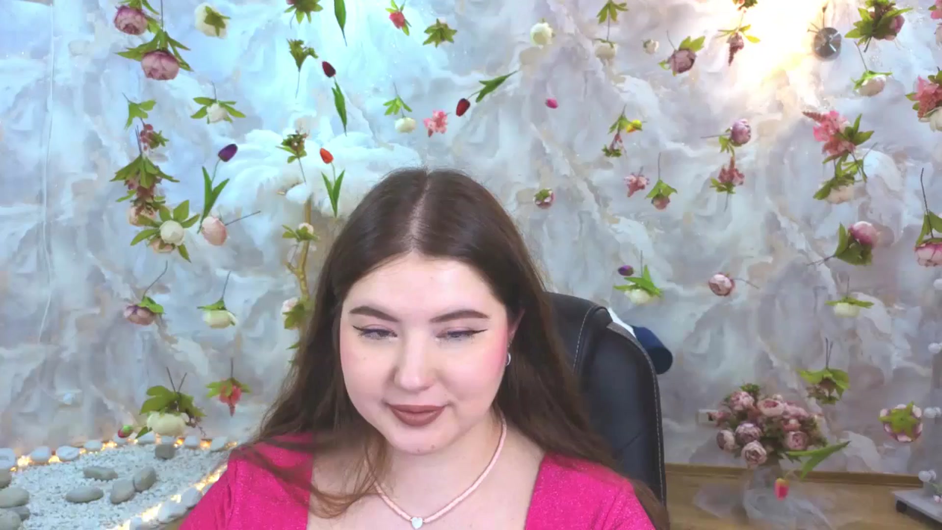 Gallery image thumbnail from EnigmaVeil's myfreecams stream on, 05/08/2026, 21:47 image 10 of 20