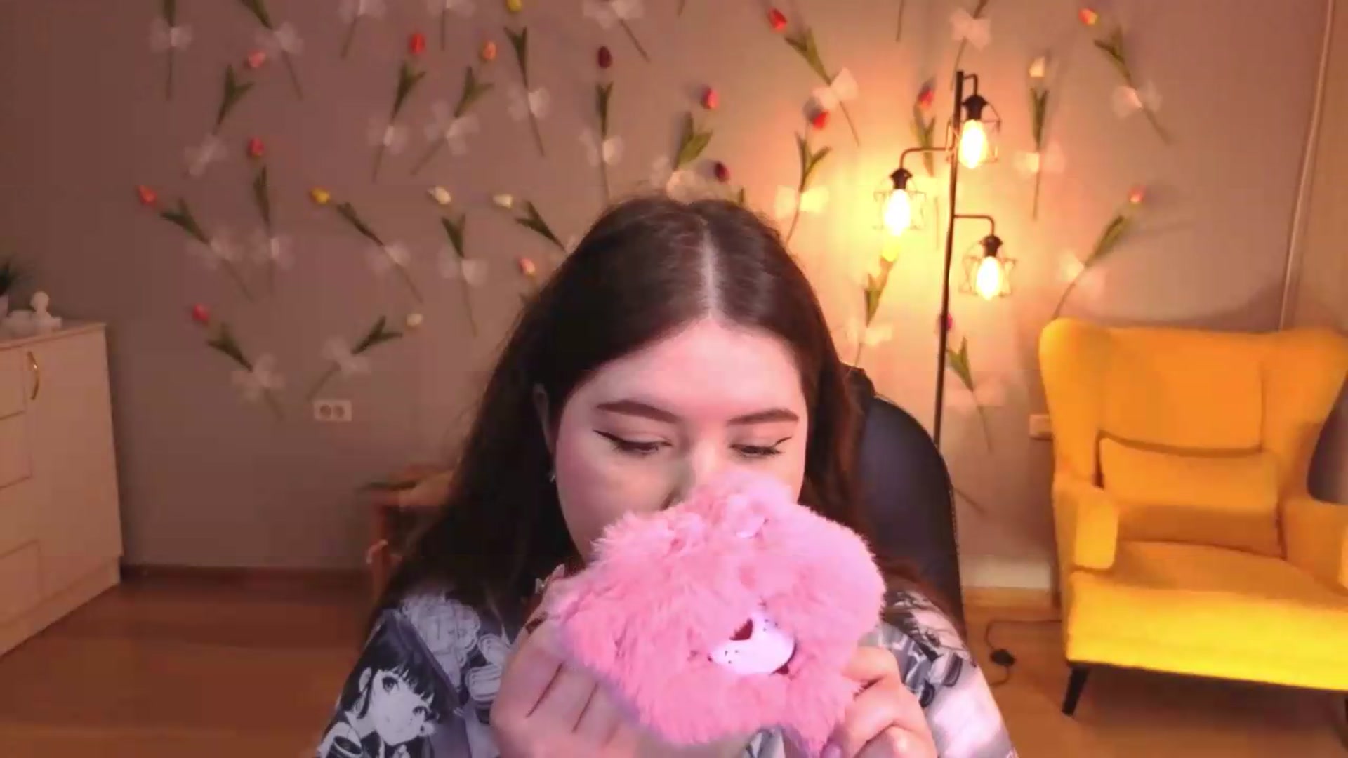 Gallery image thumbnail from EnigmaVeil's myfreecams stream on, 05/09/2026, 18:39 image 4 of 20