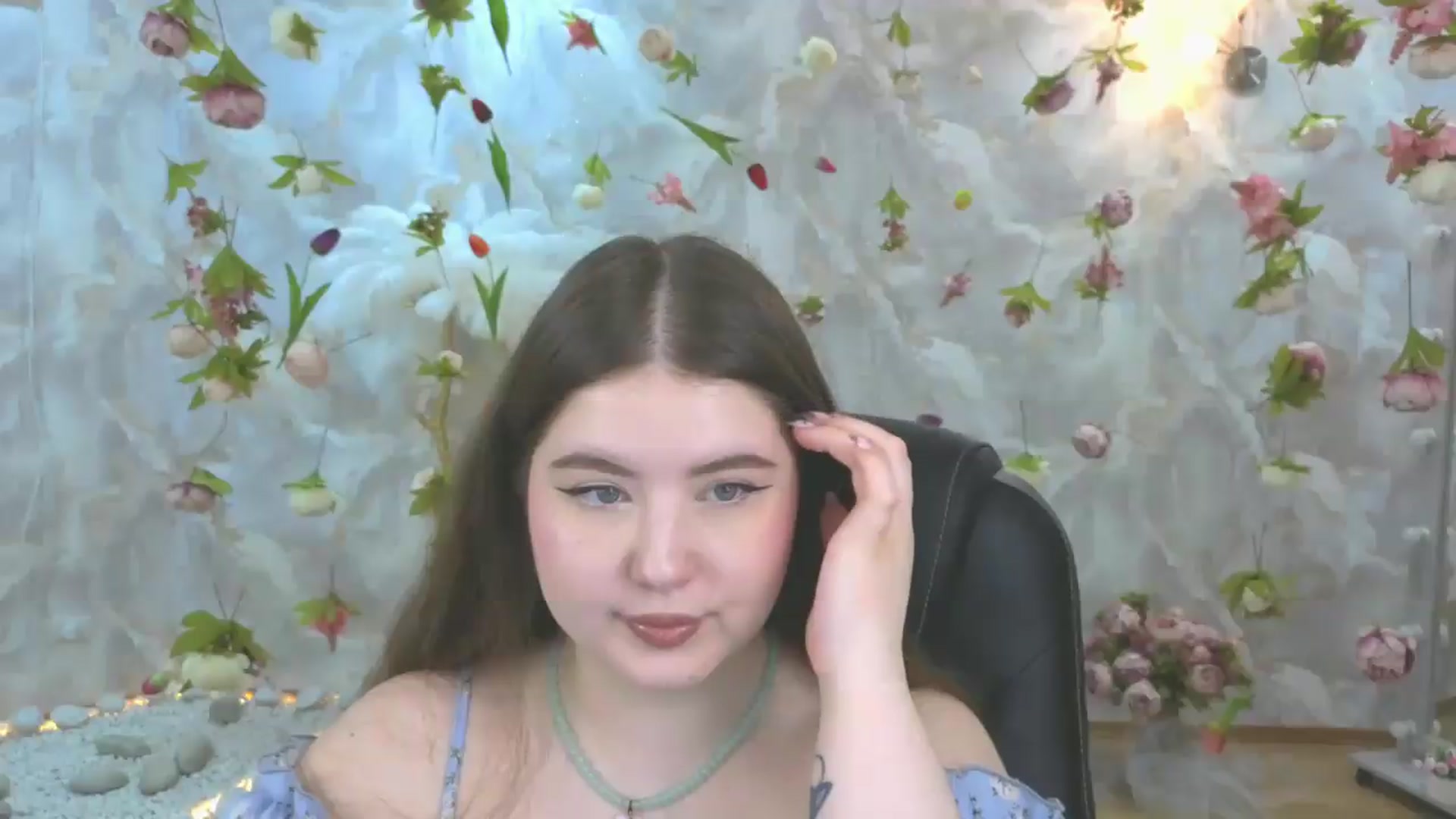 Gallery image thumbnail from EnigmaVeil's myfreecams stream on, 05/10/2026, 20:46 image 18 of 20