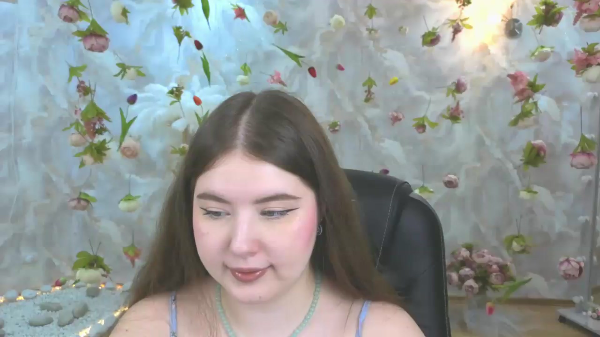 Gallery image thumbnail from EnigmaVeil's myfreecams stream on, 05/10/2026, 20:46 image 16 of 20