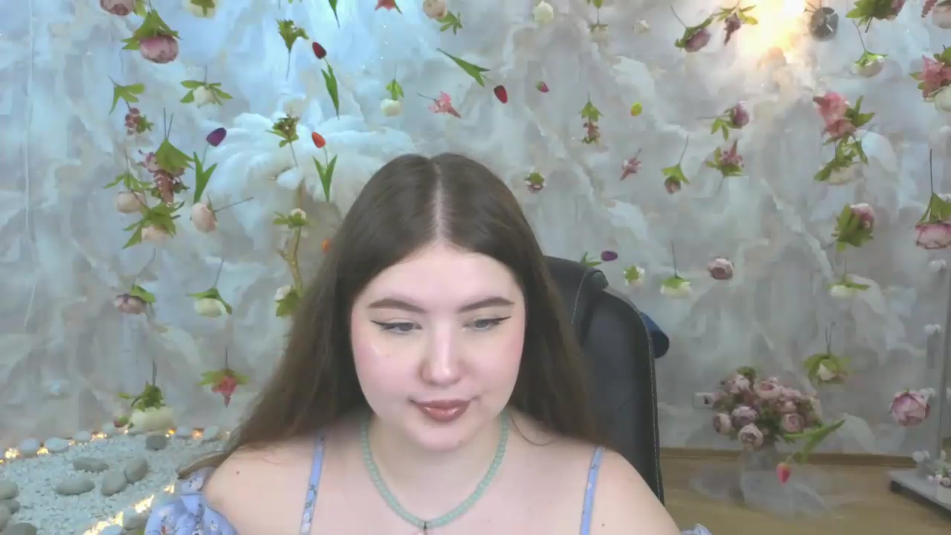Gallery image thumbnail from EnigmaVeil's myfreecams stream on, 05/10/2026, 20:46 image 7 of 20