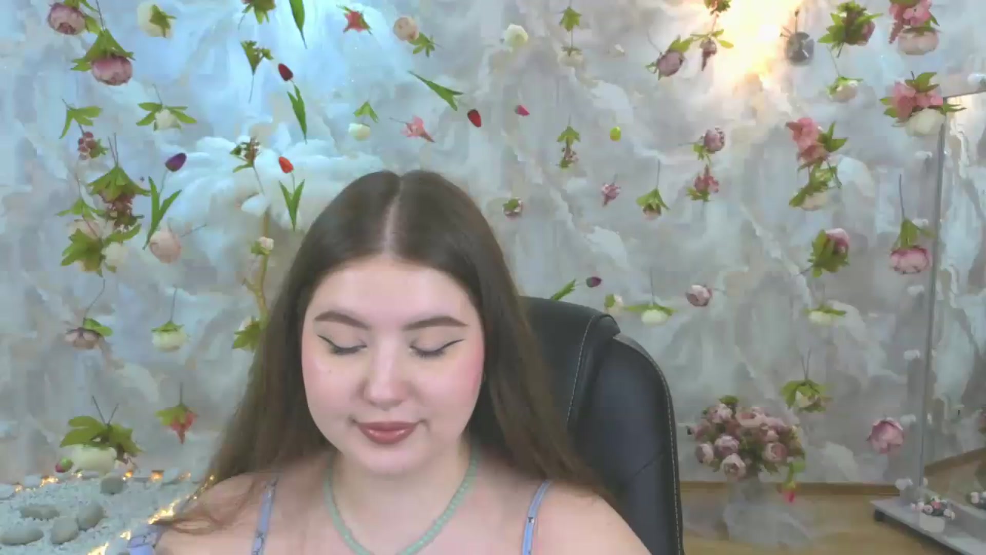 Gallery image thumbnail from EnigmaVeil's myfreecams stream on, 05/10/2026, 23:15 image 16 of 20