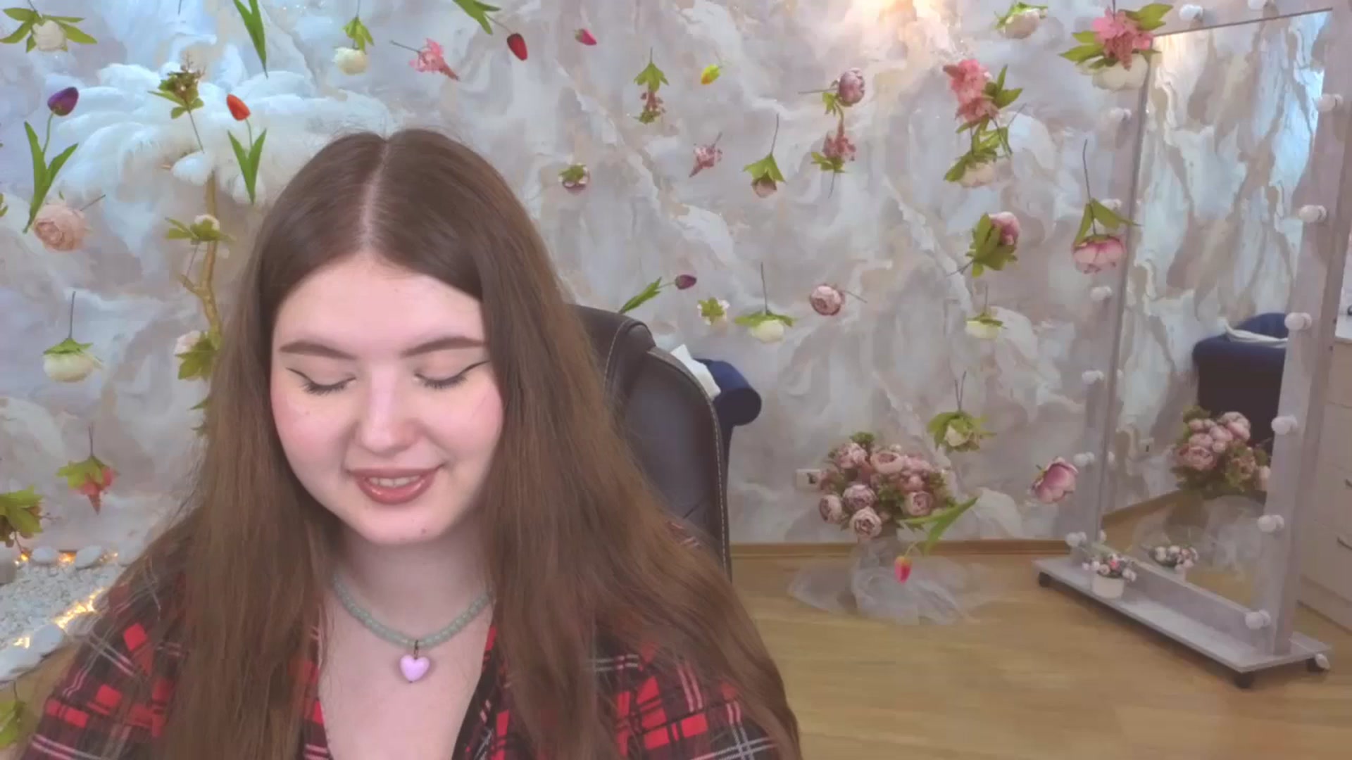Gallery image thumbnail from EnigmaVeil's myfreecams stream on, 05/10/2026, 23:46 image 20 of 20