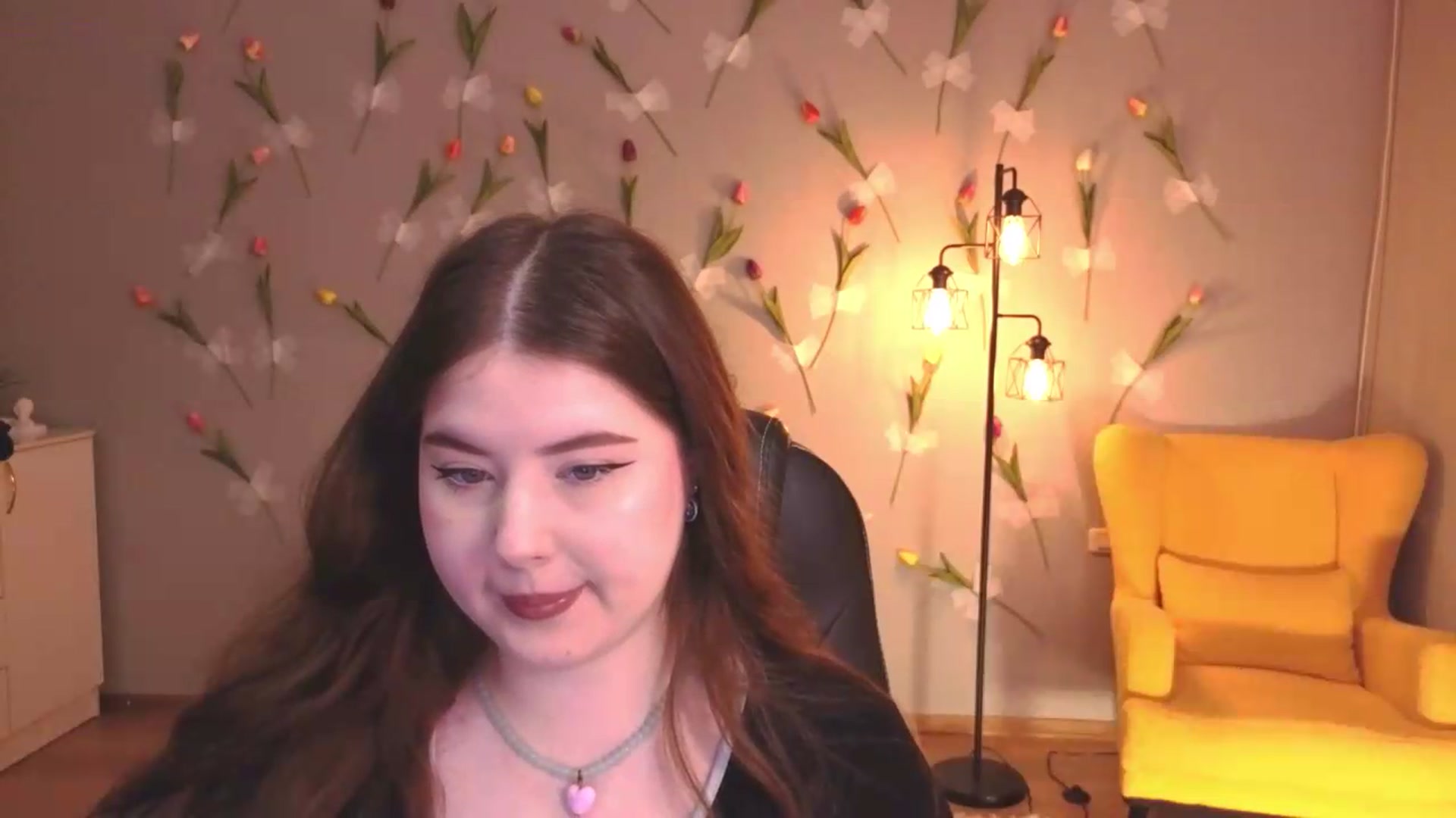 Gallery image thumbnail from EnigmaVeil's myfreecams stream on, 05/11/2026, 19:35 image 19 of 20