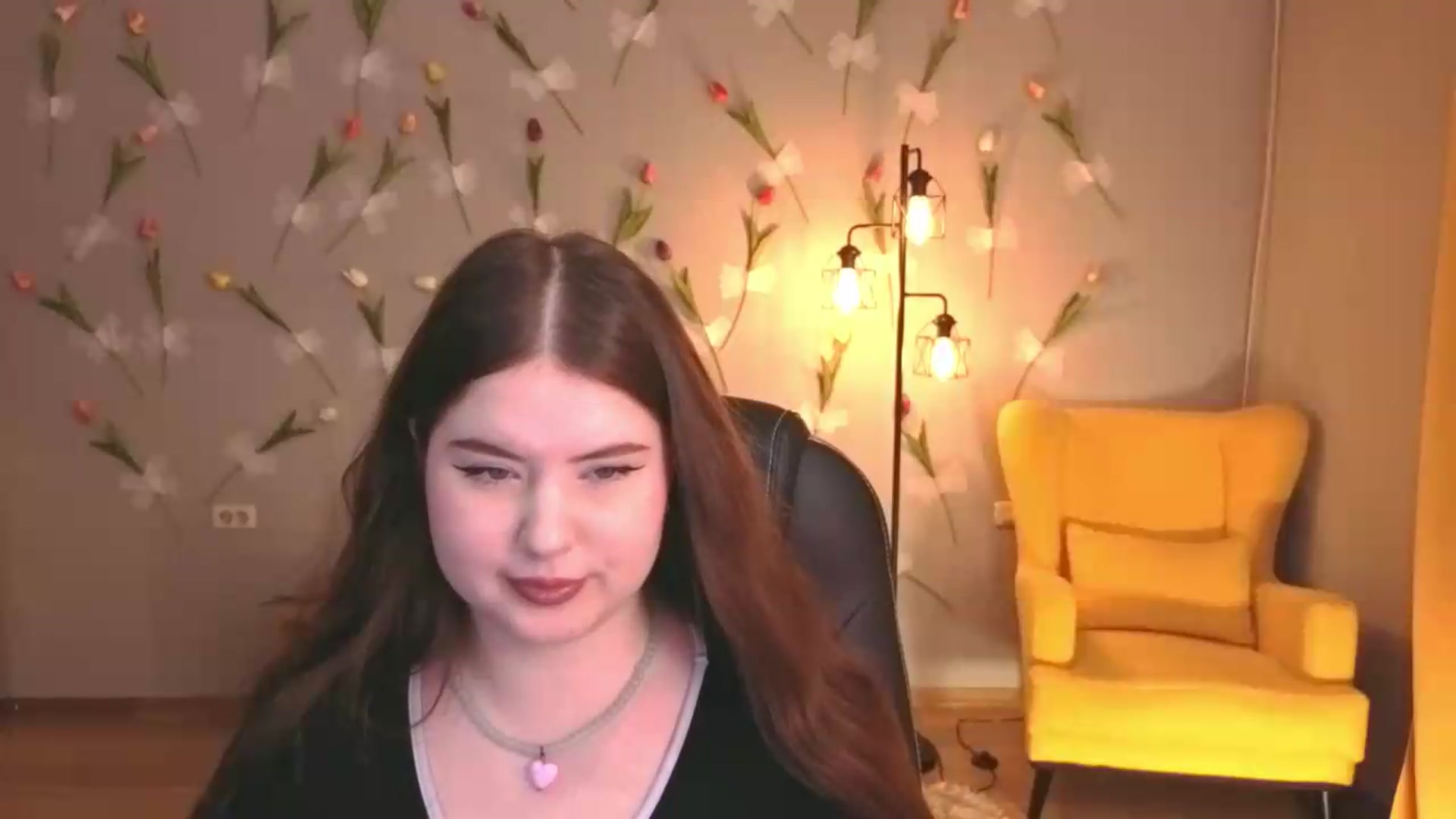 Gallery image thumbnail from EnigmaVeil's myfreecams stream on, 05/11/2026, 20:59 image 18 of 20