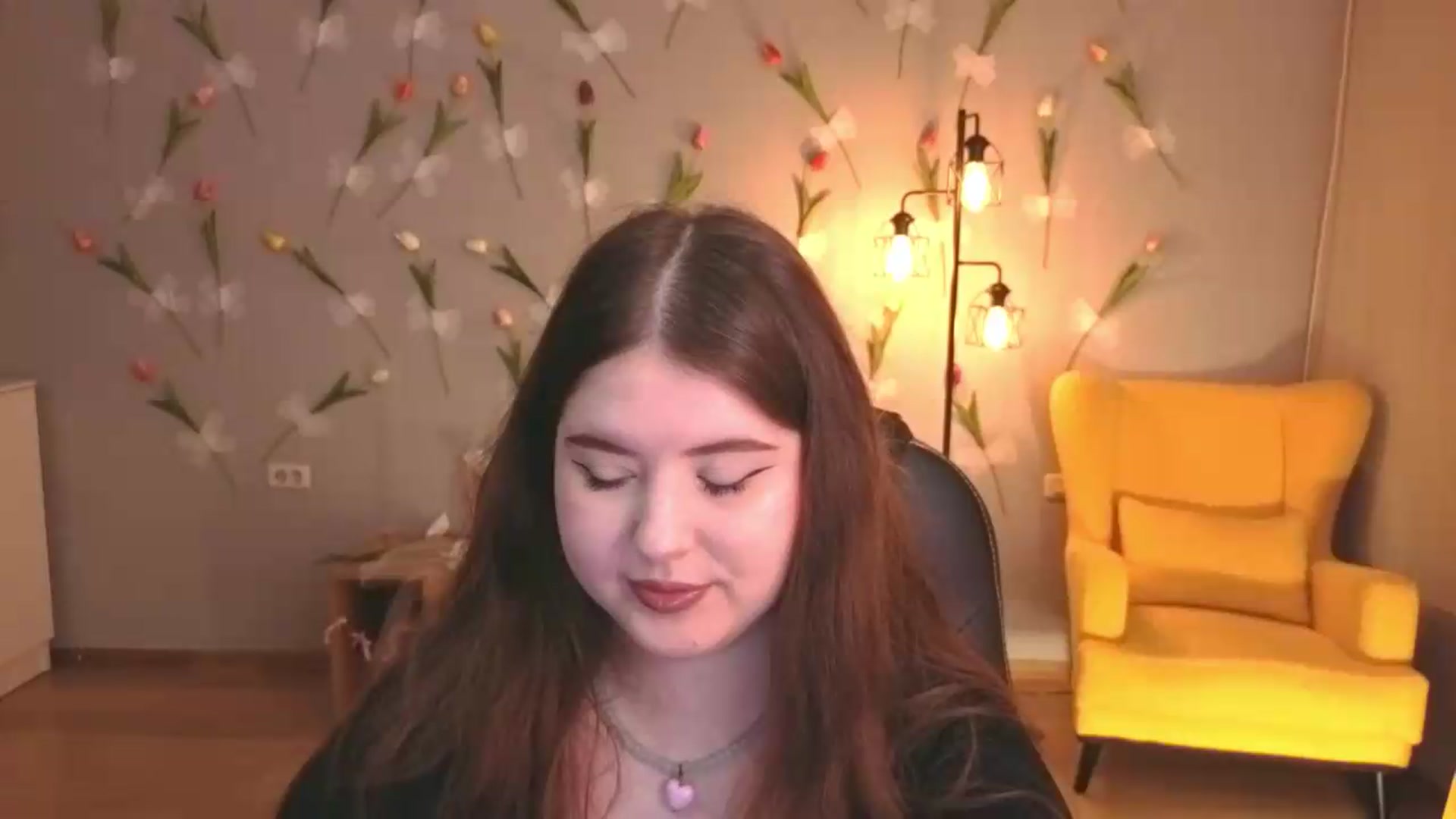 Gallery image thumbnail from EnigmaVeil's myfreecams stream on, 05/11/2026, 21:47 image 13 of 20