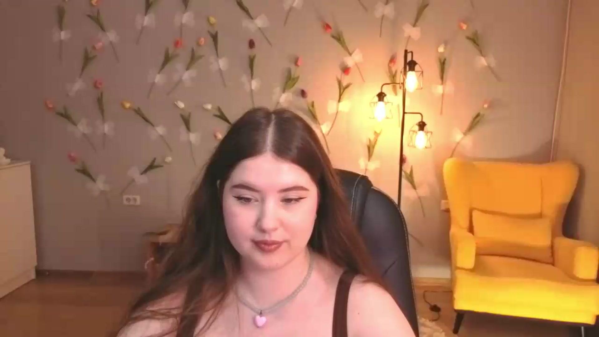 Gallery image thumbnail from EnigmaVeil's myfreecams stream on, 05/11/2026, 23:15 image 15 of 20