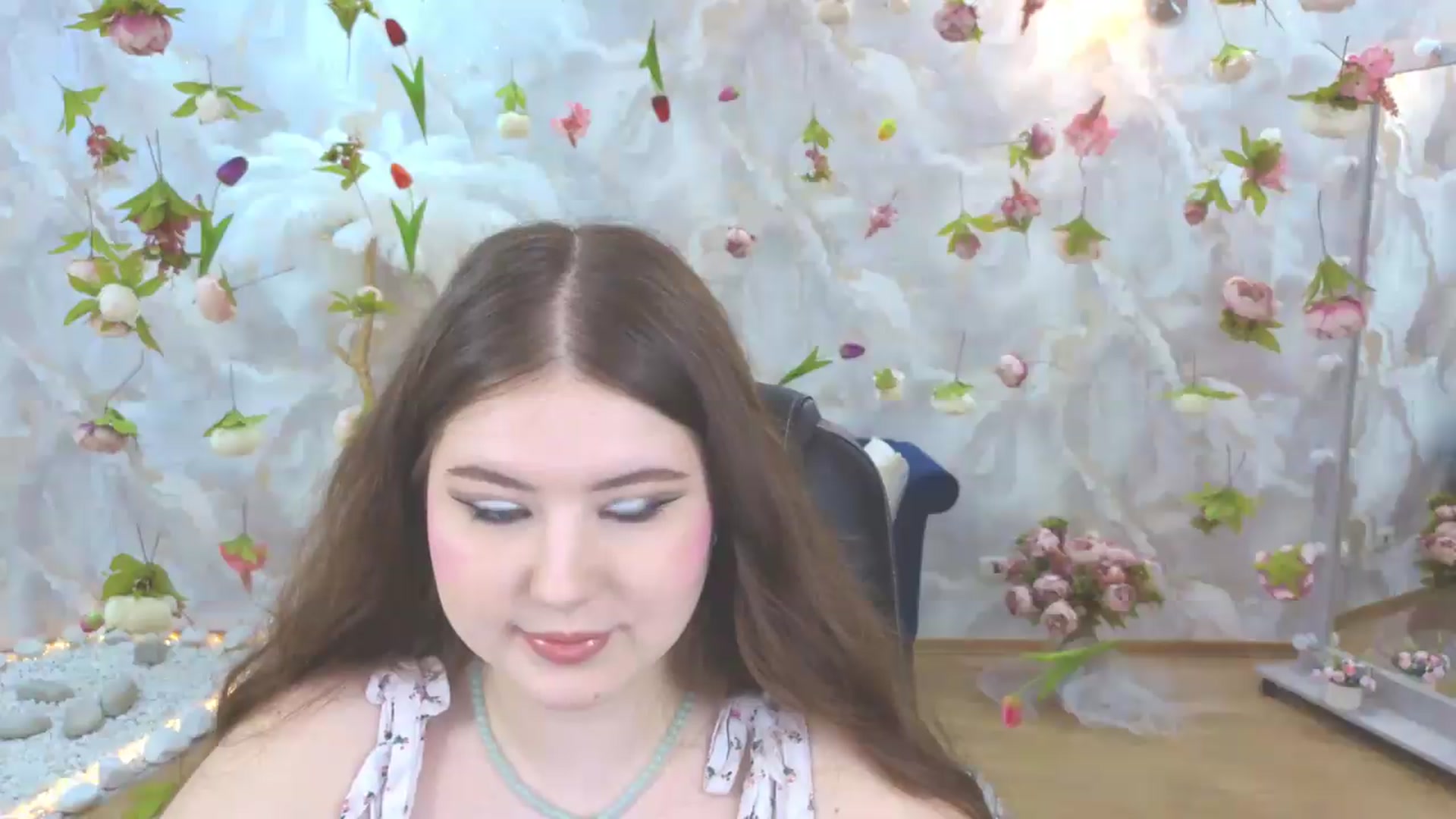 Gallery image thumbnail from EnigmaVeil's myfreecams stream on, 05/13/2026, 05:25 image 3 of 20