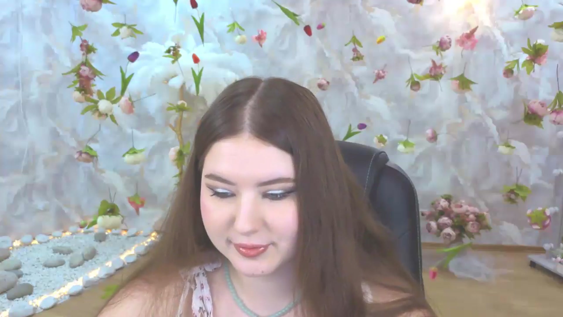 Gallery image thumbnail from EnigmaVeil's myfreecams stream on, 05/13/2026, 07:47 image 12 of 20