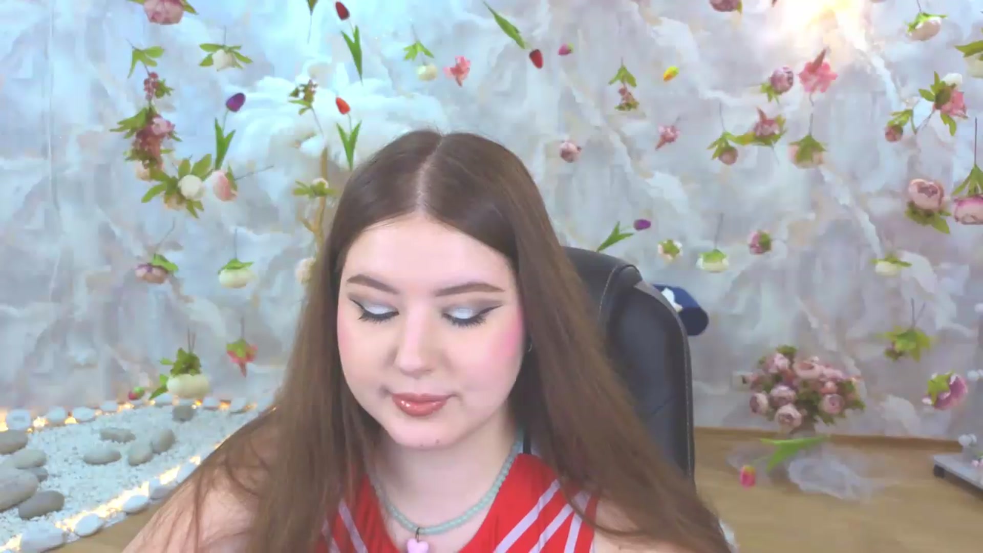 Gallery image thumbnail from EnigmaVeil's myfreecams stream on, 05/13/2026, 09:43 image 12 of 20