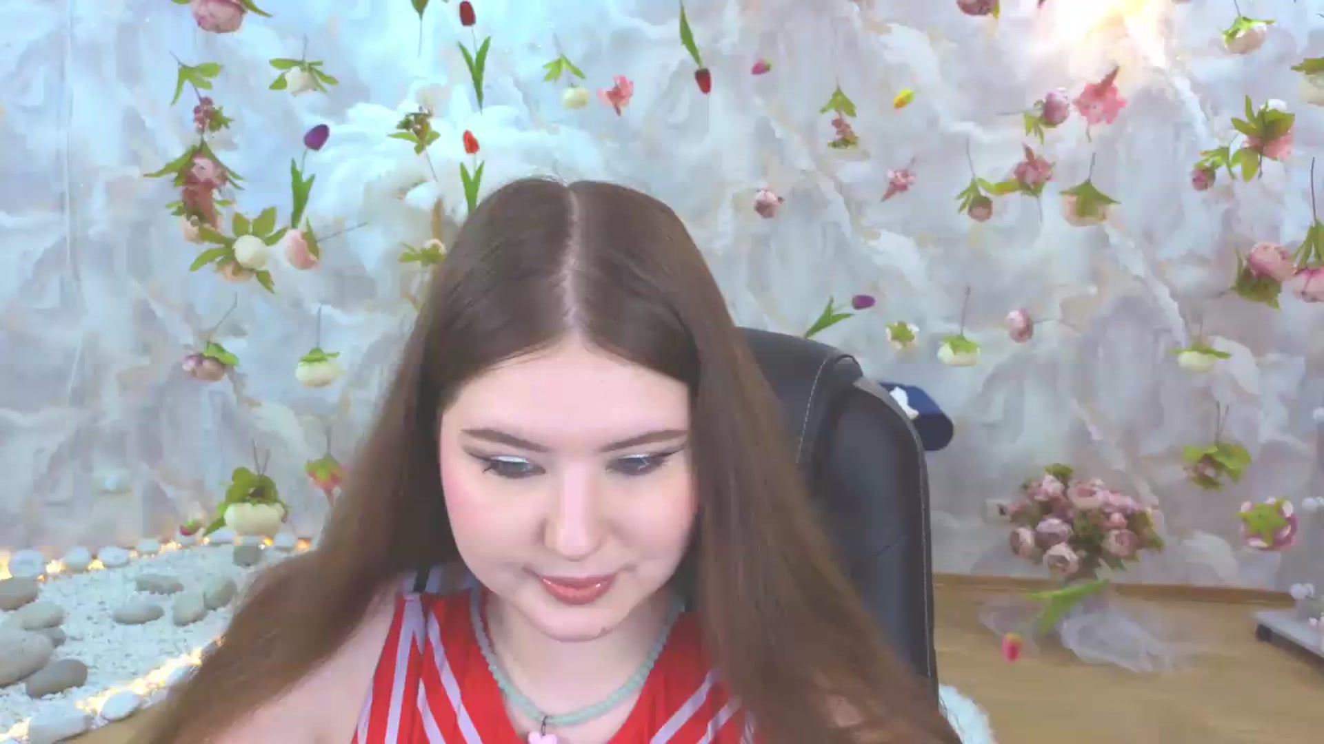 Gallery image thumbnail from EnigmaVeil's myfreecams stream on, 05/13/2026, 09:43 image 13 of 20