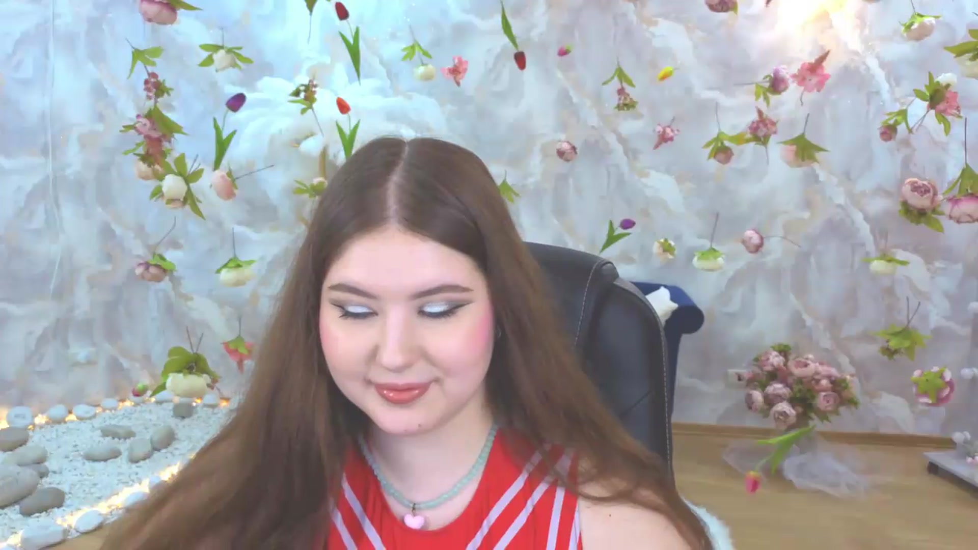 Gallery image thumbnail from EnigmaVeil's myfreecams stream on, 05/13/2026, 09:43 image 9 of 20