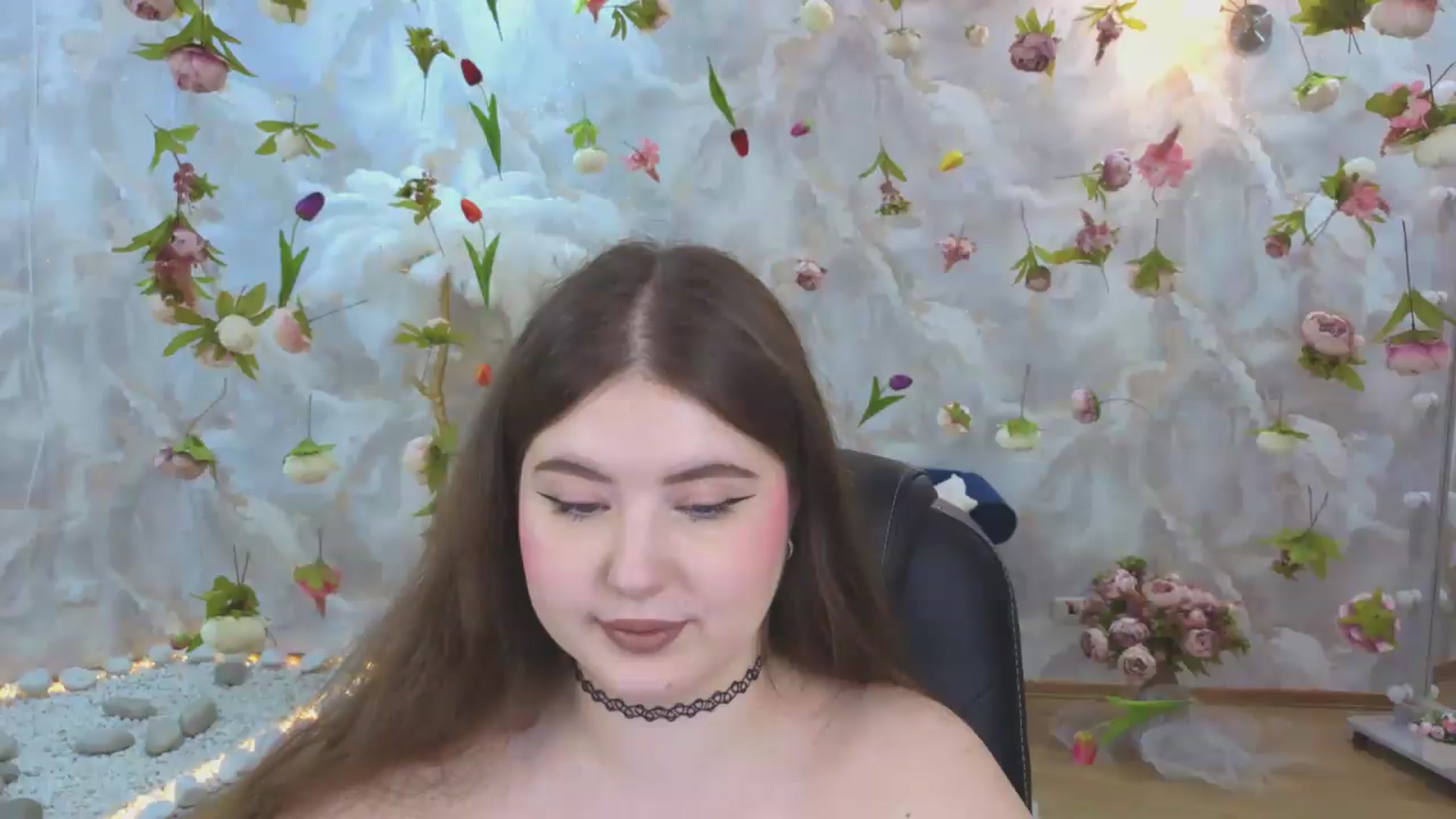 Gallery image thumbnail from EnigmaVeil's myfreecams stream on, 05/16/2026, 01:10 image 13 of 20