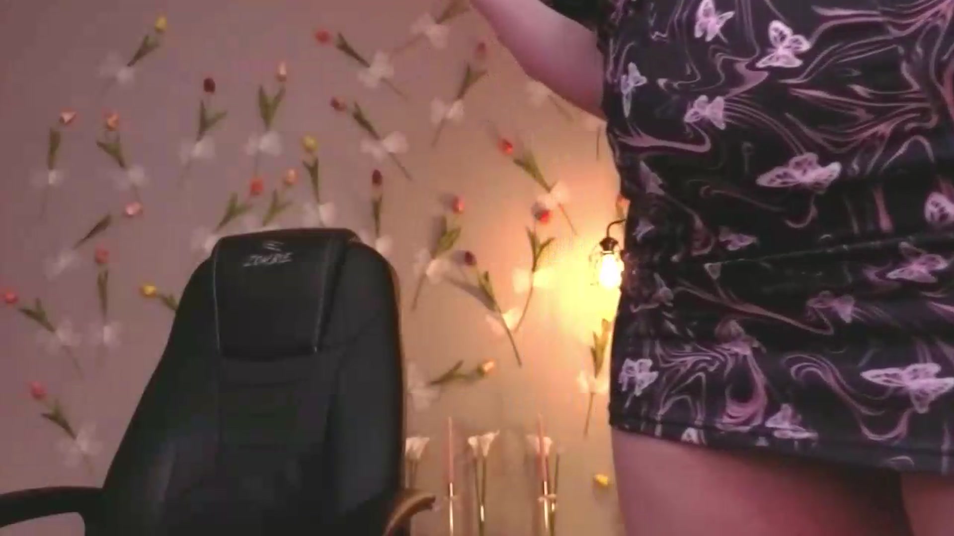 Gallery image thumbnail from EnigmaVeil's myfreecams stream on, 05/16/2026, 23:59 image 17 of 20