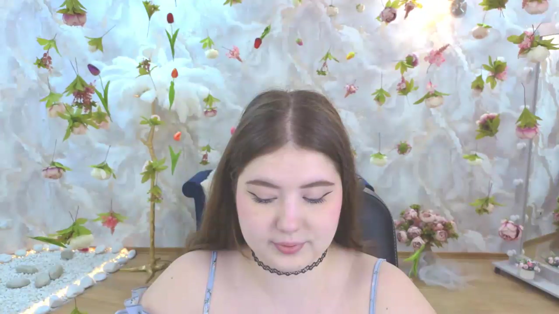 Gallery image thumbnail from EnigmaVeil's myfreecams stream on, 05/17/2026, 18:31 image 13 of 20