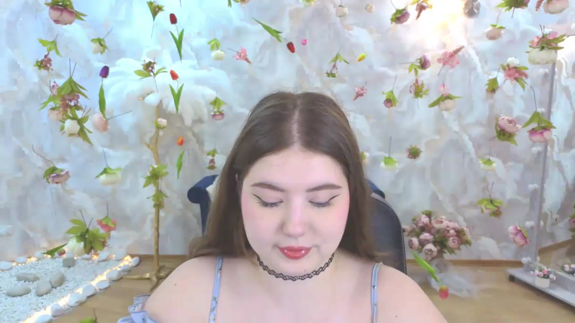 Gallery image thumbnail from EnigmaVeil's myfreecams stream on, 05/17/2026, 18:31 image 17 of 20
