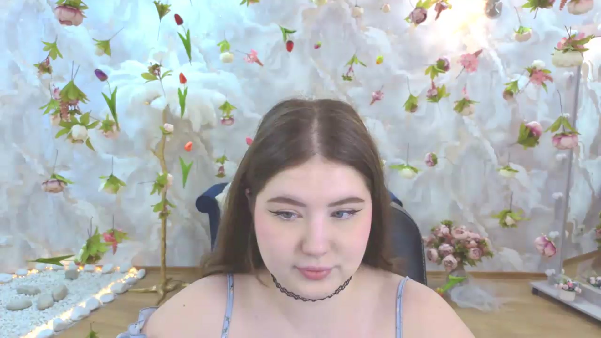 Gallery image thumbnail from EnigmaVeil's myfreecams stream on, 05/17/2026, 18:31 image 2 of 20