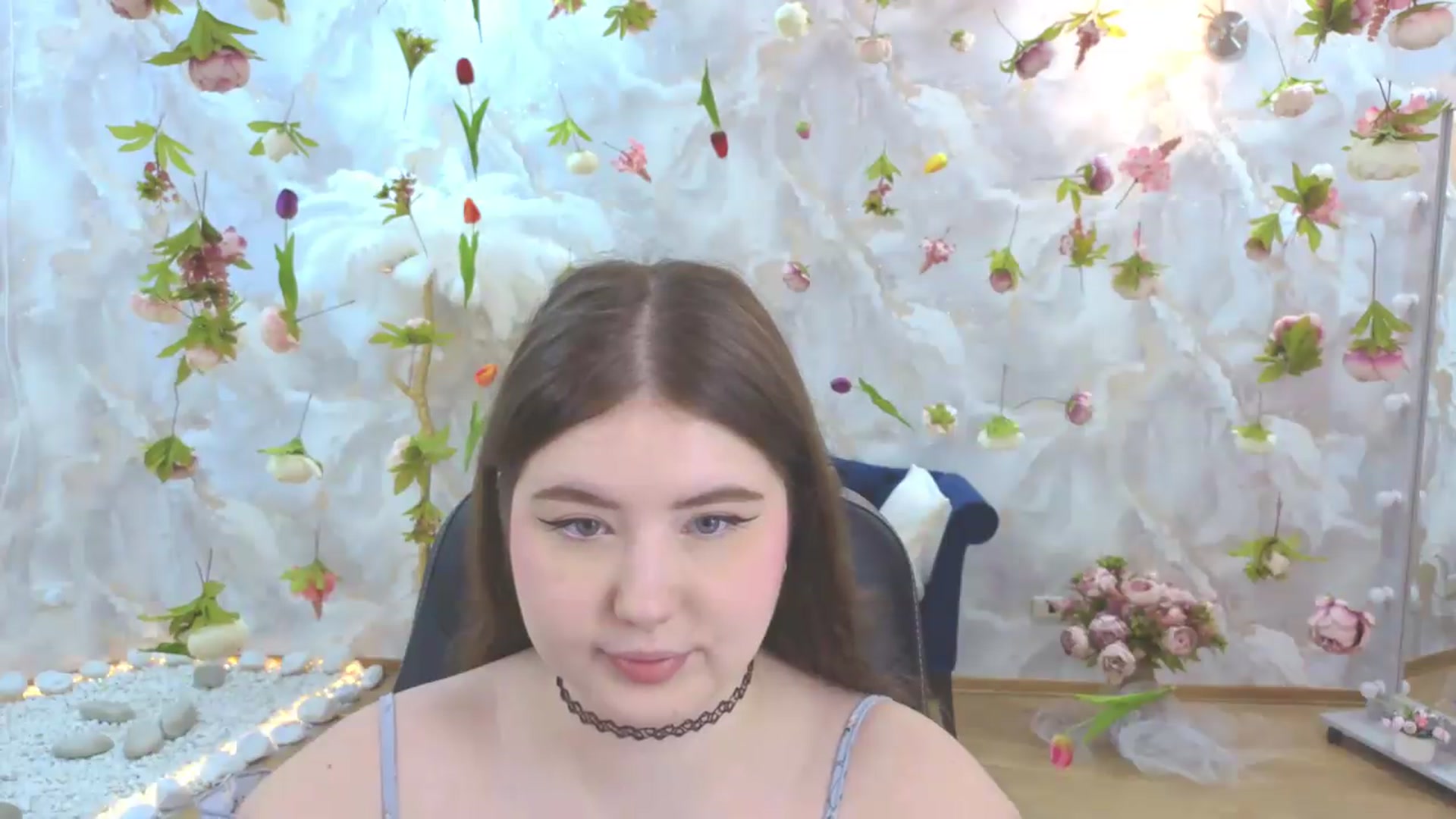 Gallery image thumbnail from EnigmaVeil's myfreecams stream on, 05/17/2026, 20:22 image 3 of 20
