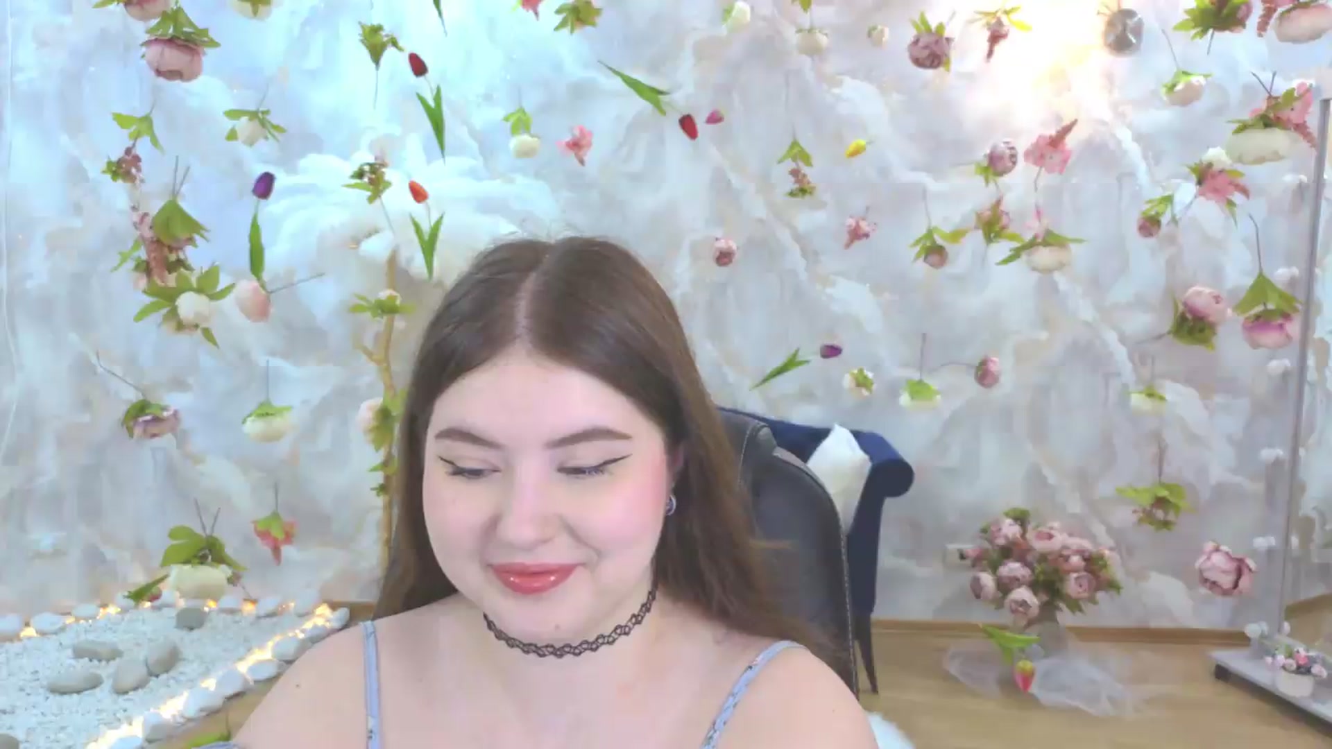 Gallery image thumbnail from EnigmaVeil's myfreecams stream on, 05/17/2026, 20:22 image 10 of 20