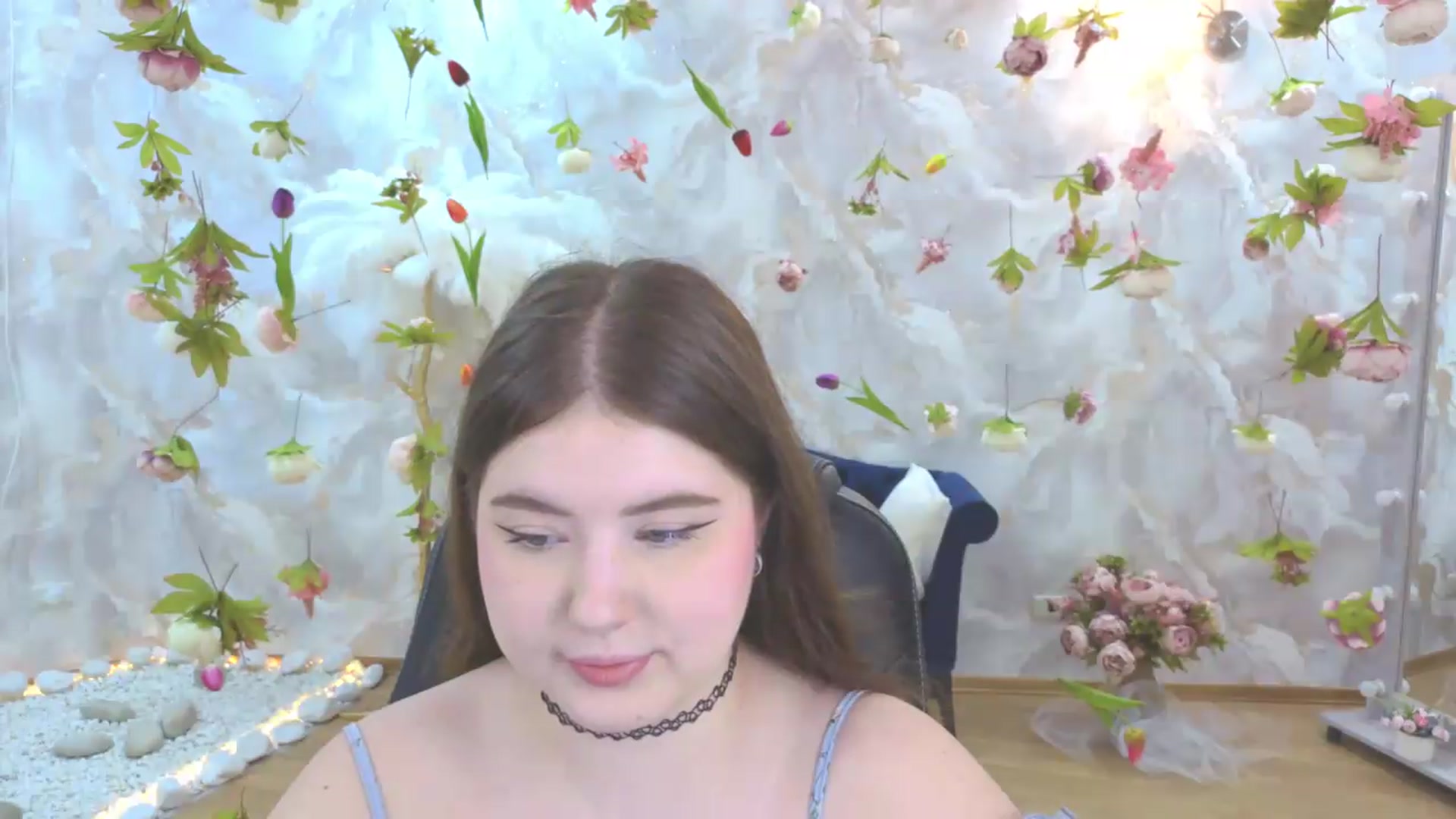 Gallery image thumbnail from EnigmaVeil's myfreecams stream on, 05/17/2026, 20:22 image 5 of 20