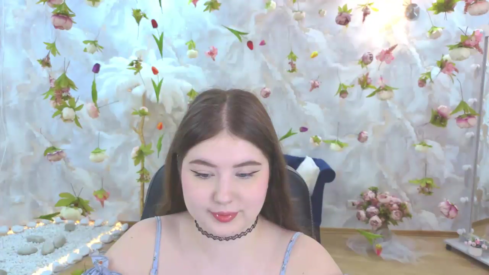 Gallery image thumbnail from EnigmaVeil's myfreecams stream on, 05/17/2026, 20:22 image 8 of 20