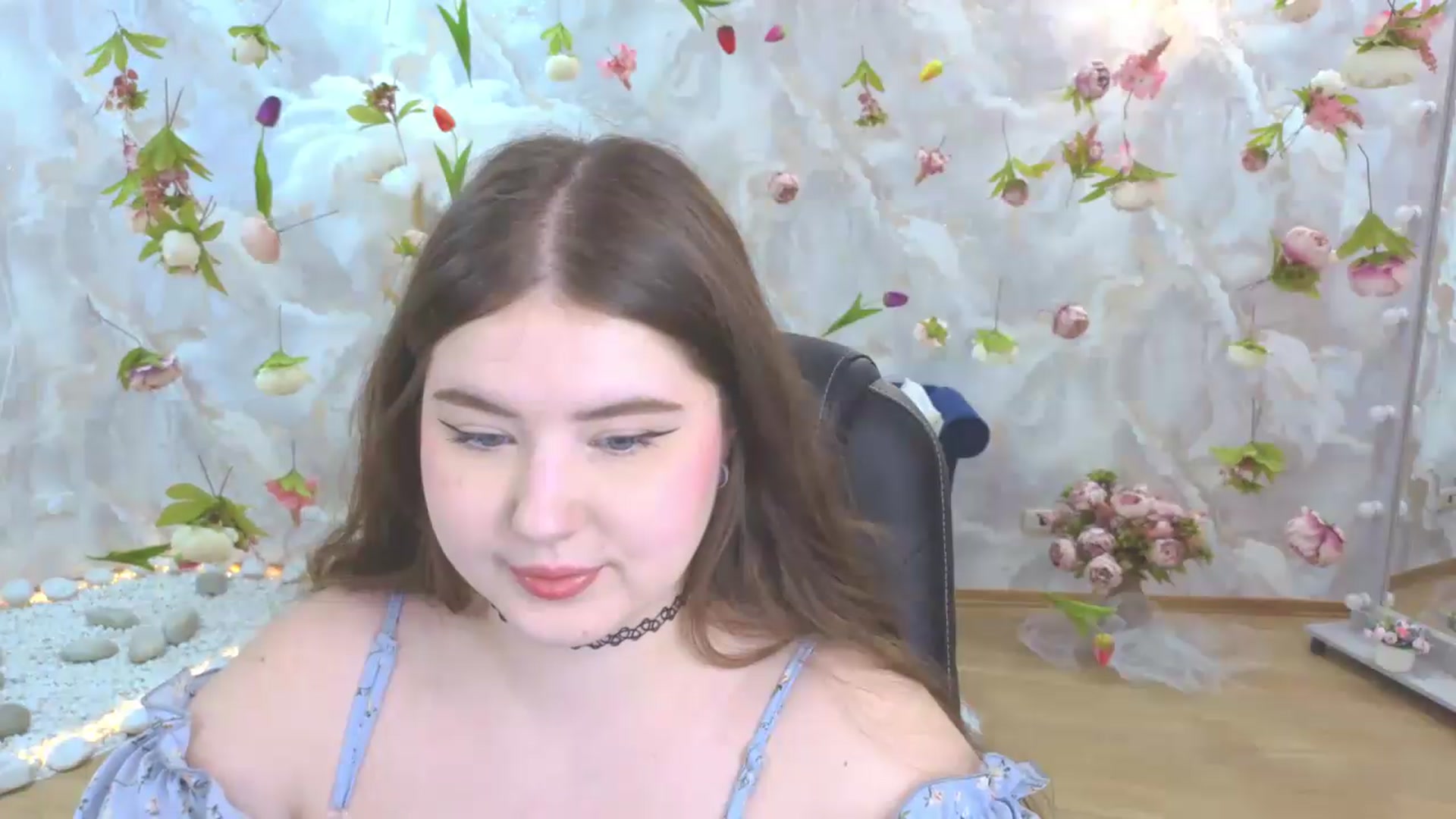 Gallery image thumbnail from EnigmaVeil's myfreecams stream on, 05/17/2026, 21:48 image 9 of 20