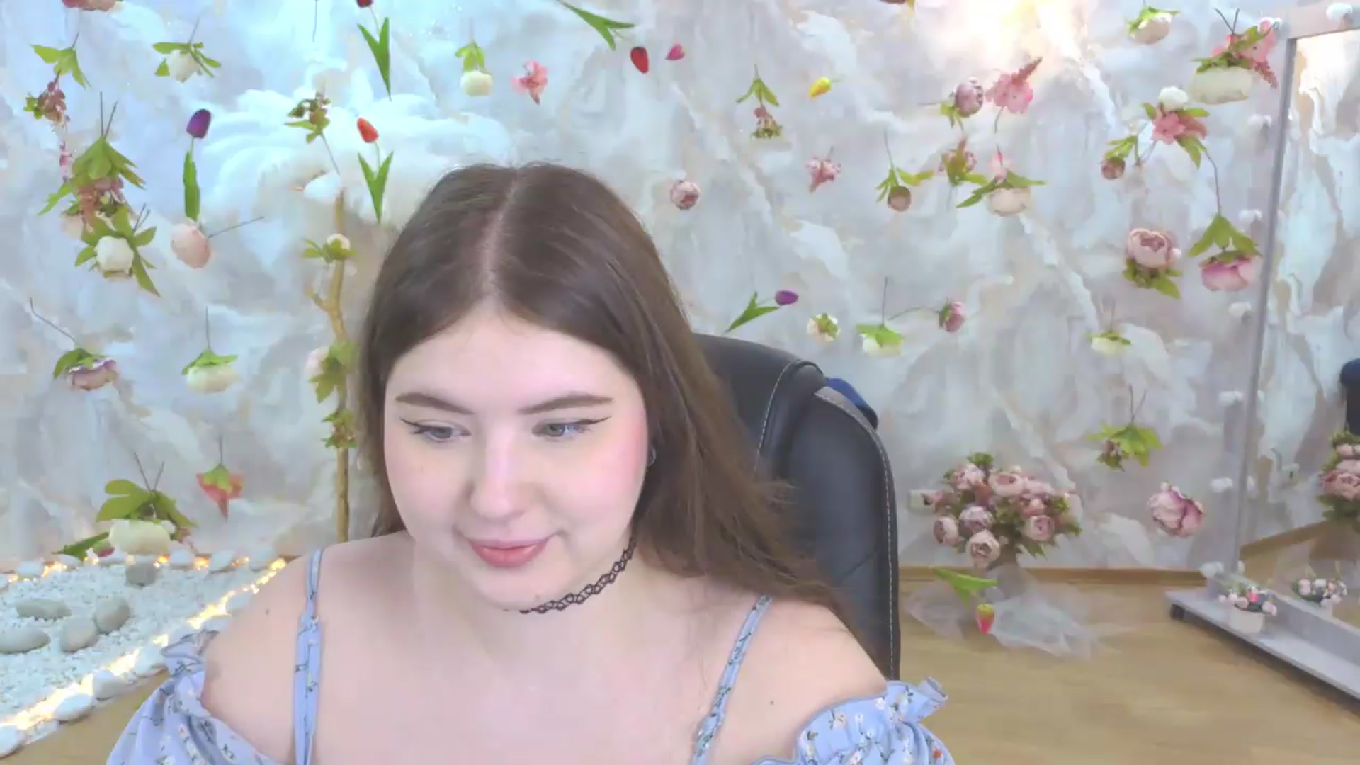 Gallery image thumbnail from EnigmaVeil's myfreecams stream on, 05/17/2026, 22:30 image 2 of 20