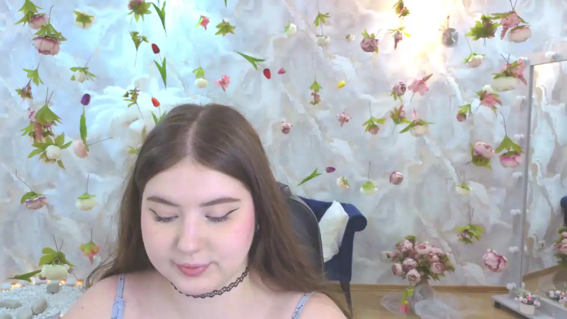 Gallery image thumbnail from EnigmaVeil's myfreecams stream on, 05/17/2026, 22:30 image 18 of 20