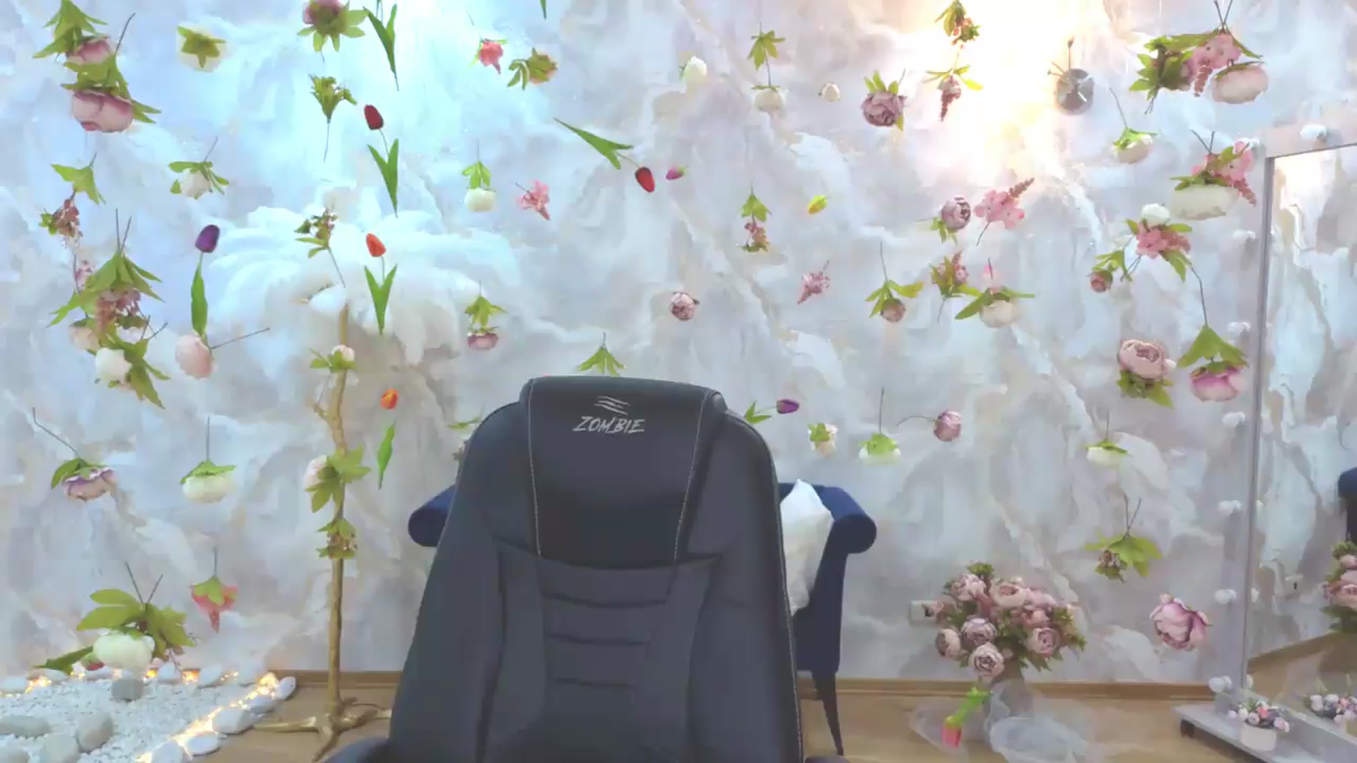 Gallery image thumbnail from EnigmaVeil's myfreecams stream on, 05/17/2026, 22:30 image 12 of 20