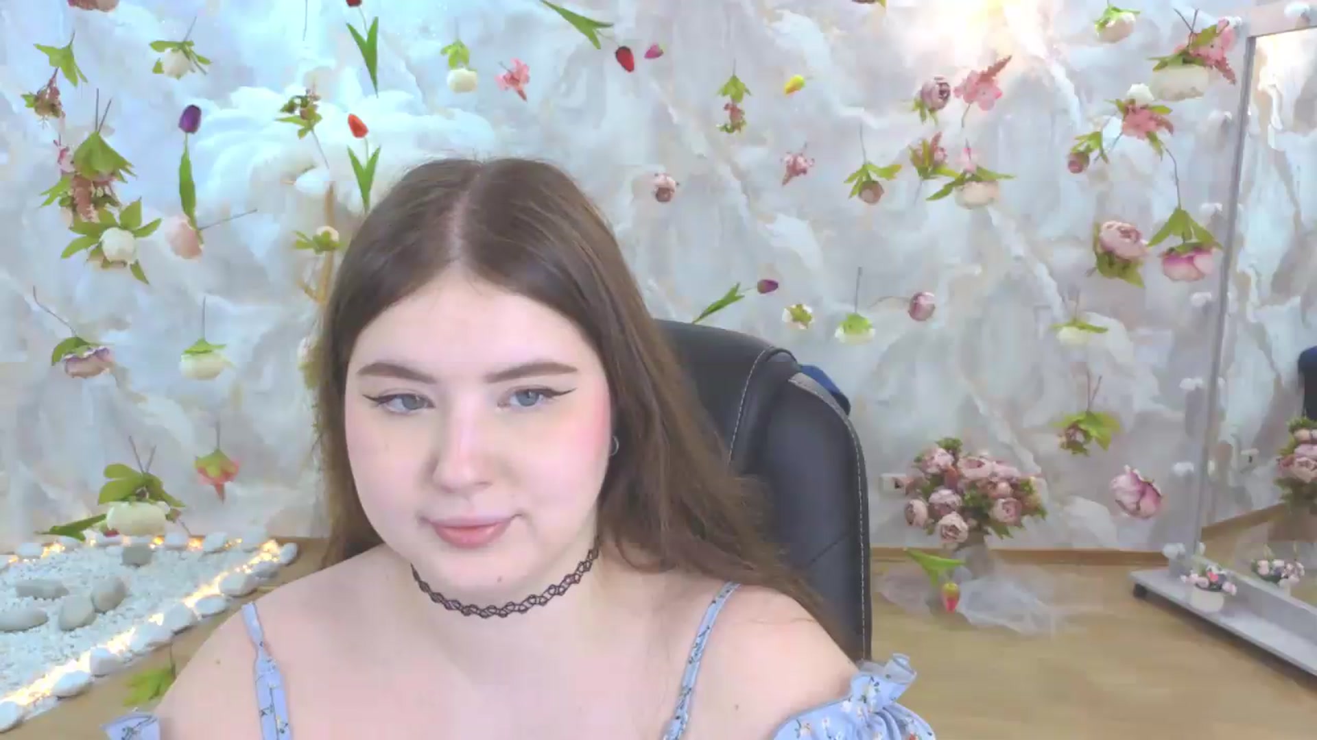 Gallery image thumbnail from EnigmaVeil's myfreecams stream on, 05/17/2026, 22:30 image 4 of 20
