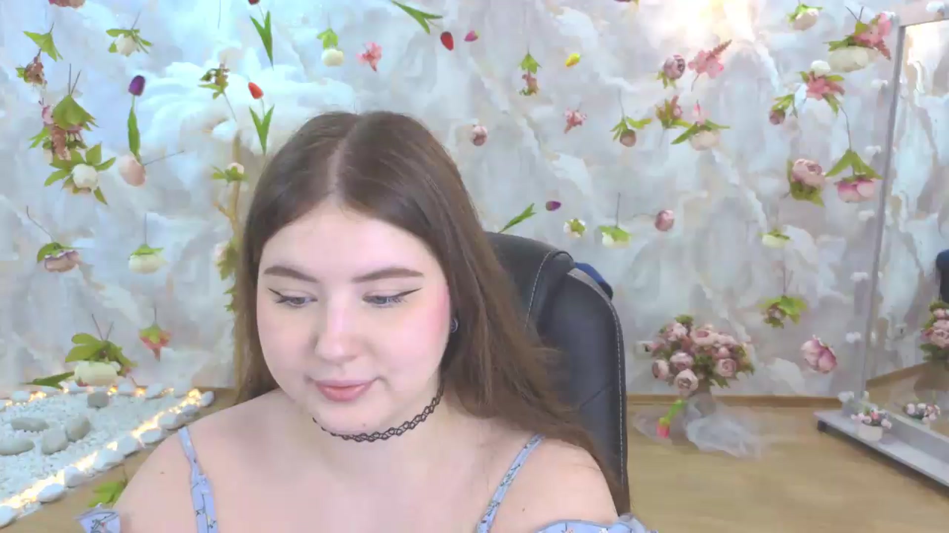 Gallery image thumbnail from EnigmaVeil's myfreecams stream on, 05/17/2026, 22:30 image 5 of 20