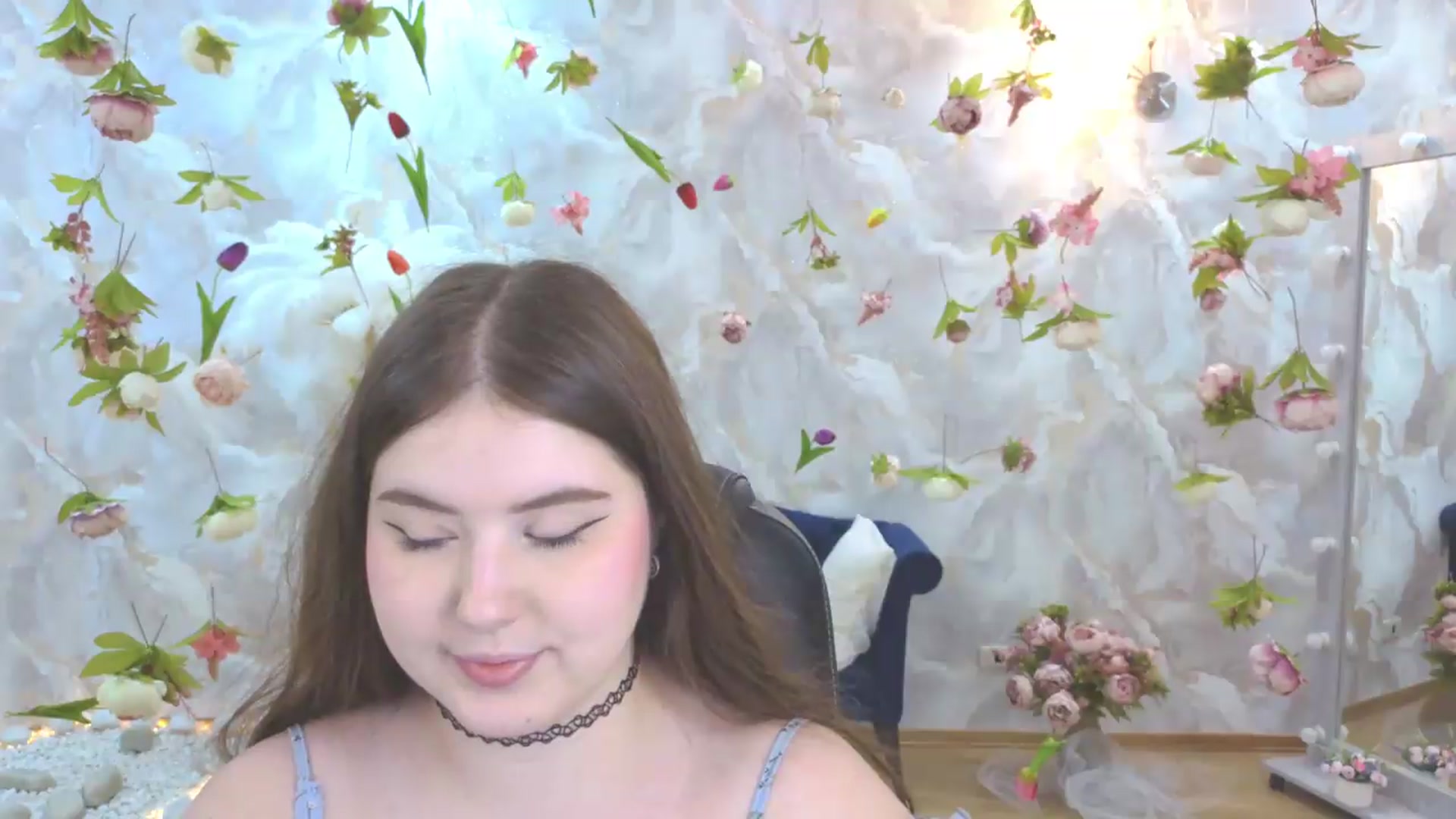 Gallery image thumbnail from EnigmaVeil's myfreecams stream on, 05/17/2026, 22:30 image 16 of 20