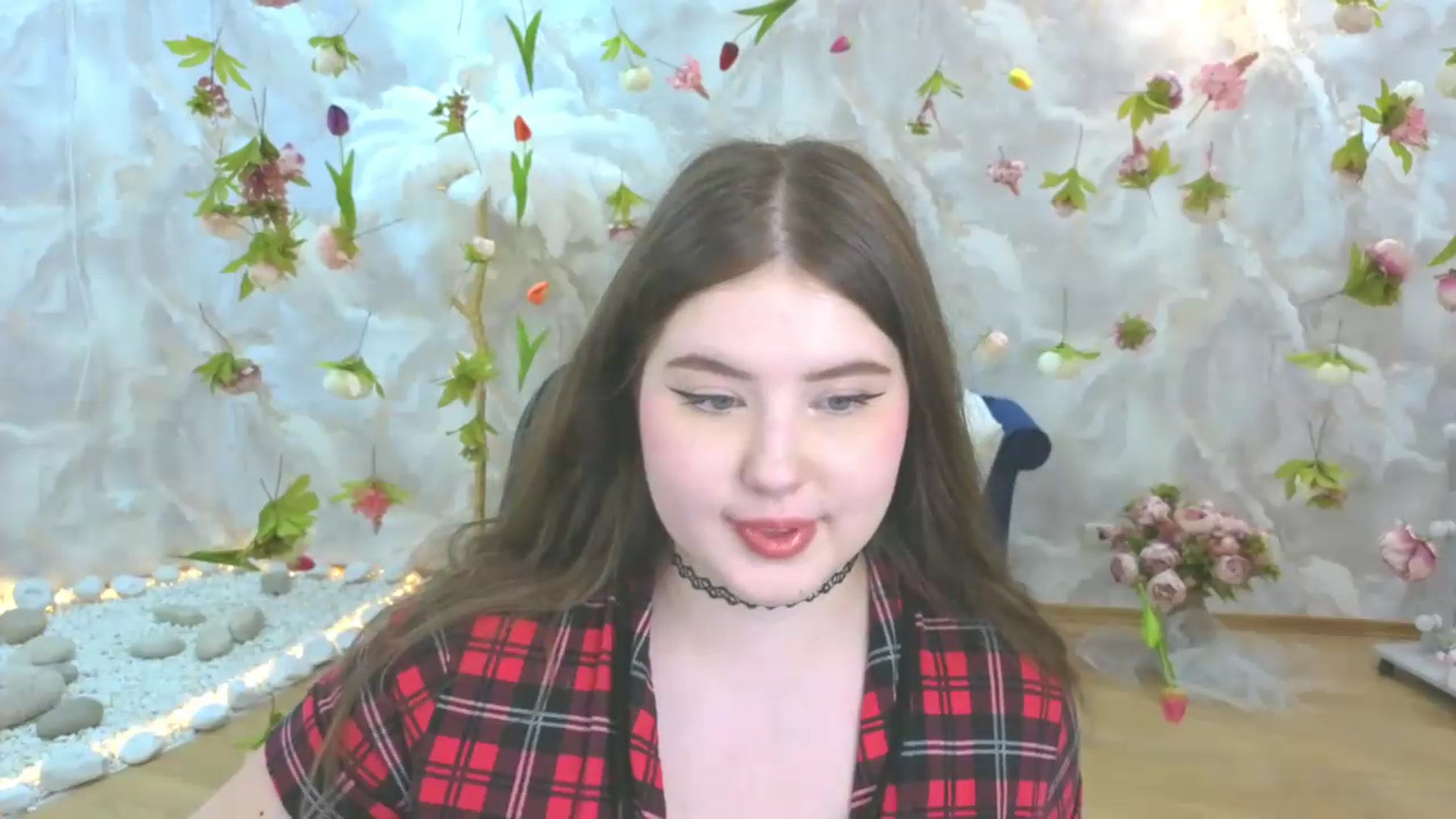 Gallery image thumbnail from EnigmaVeil's myfreecams stream on, 05/18/2026, 02:07 image 15 of 20