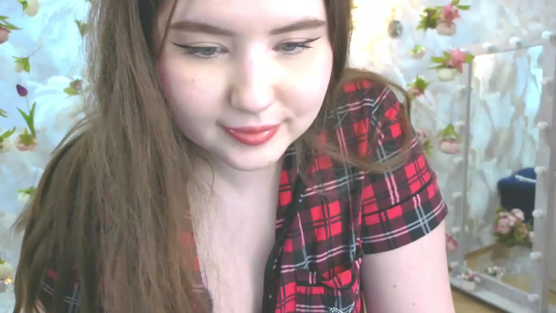 Gallery image thumbnail from EnigmaVeil's myfreecams stream on, 05/18/2026, 02:07 image 8 of 20
