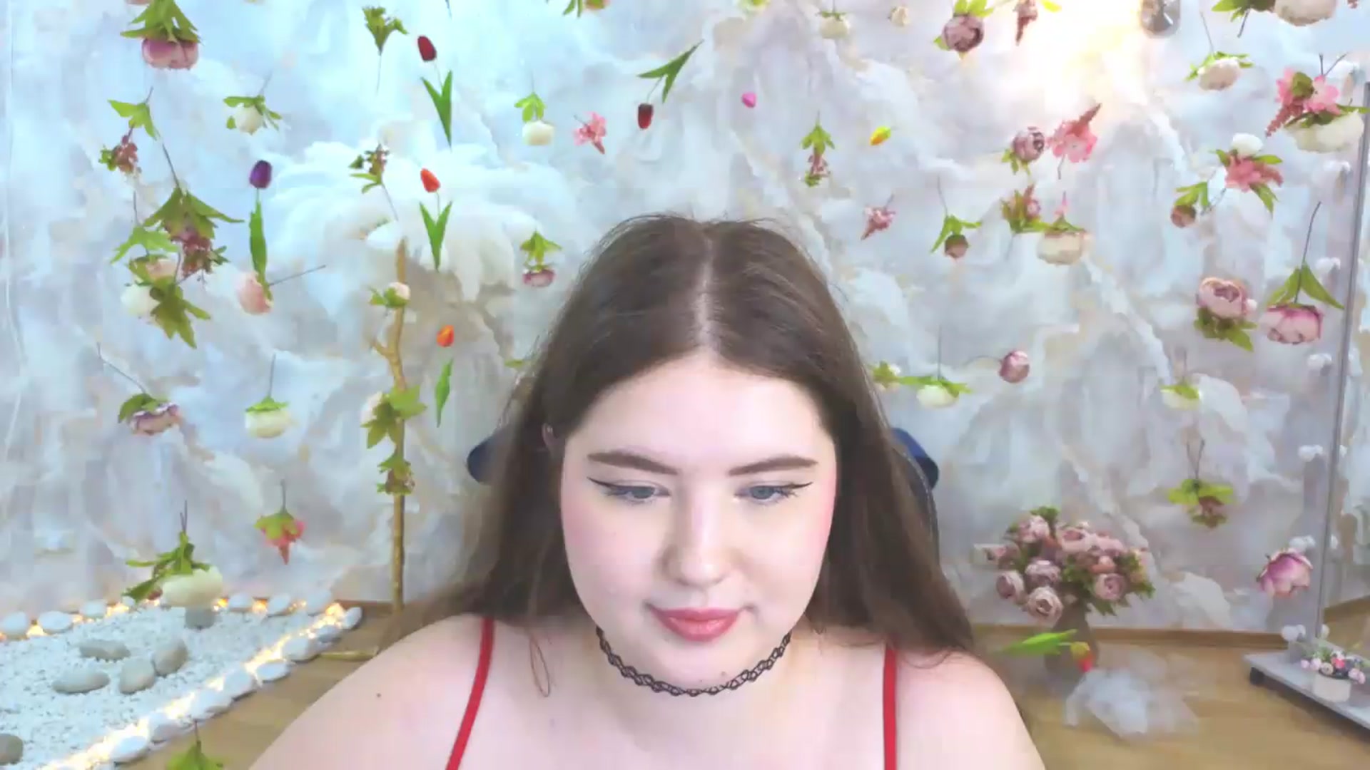 Gallery image thumbnail from EnigmaVeil's myfreecams stream on, 05/18/2026, 23:47 image 14 of 20