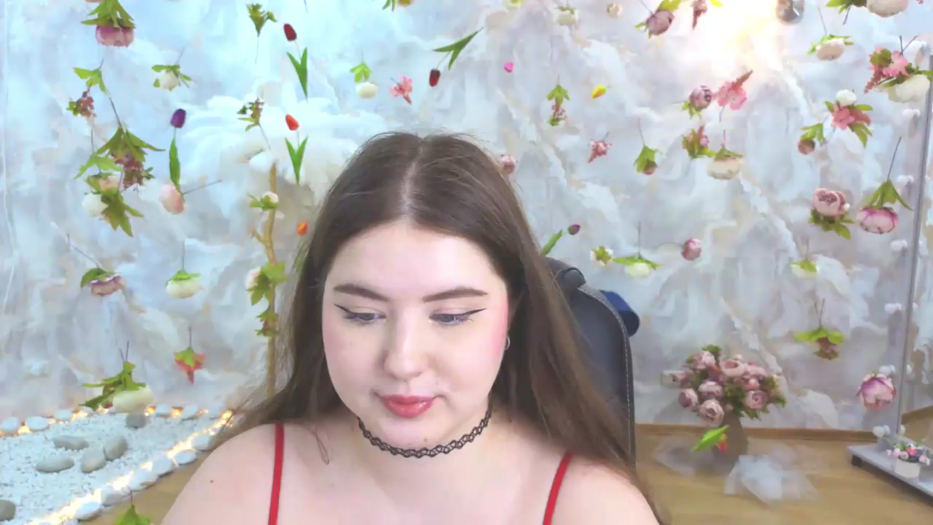 Gallery image thumbnail from EnigmaVeil's myfreecams stream on, 05/18/2026, 23:47 image 18 of 20