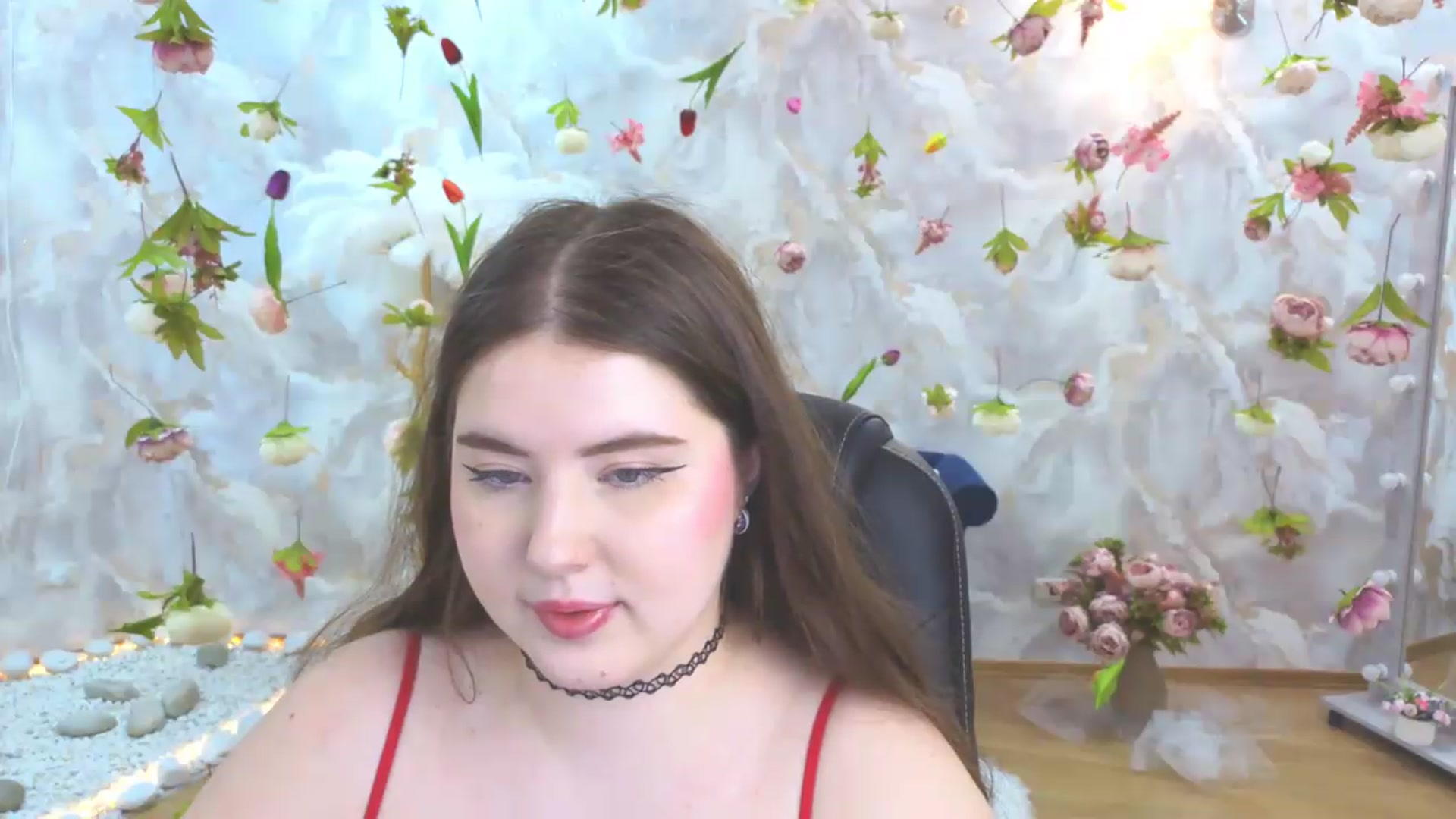 Gallery image thumbnail from EnigmaVeil's myfreecams stream on, 05/18/2026, 23:47 image 10 of 20