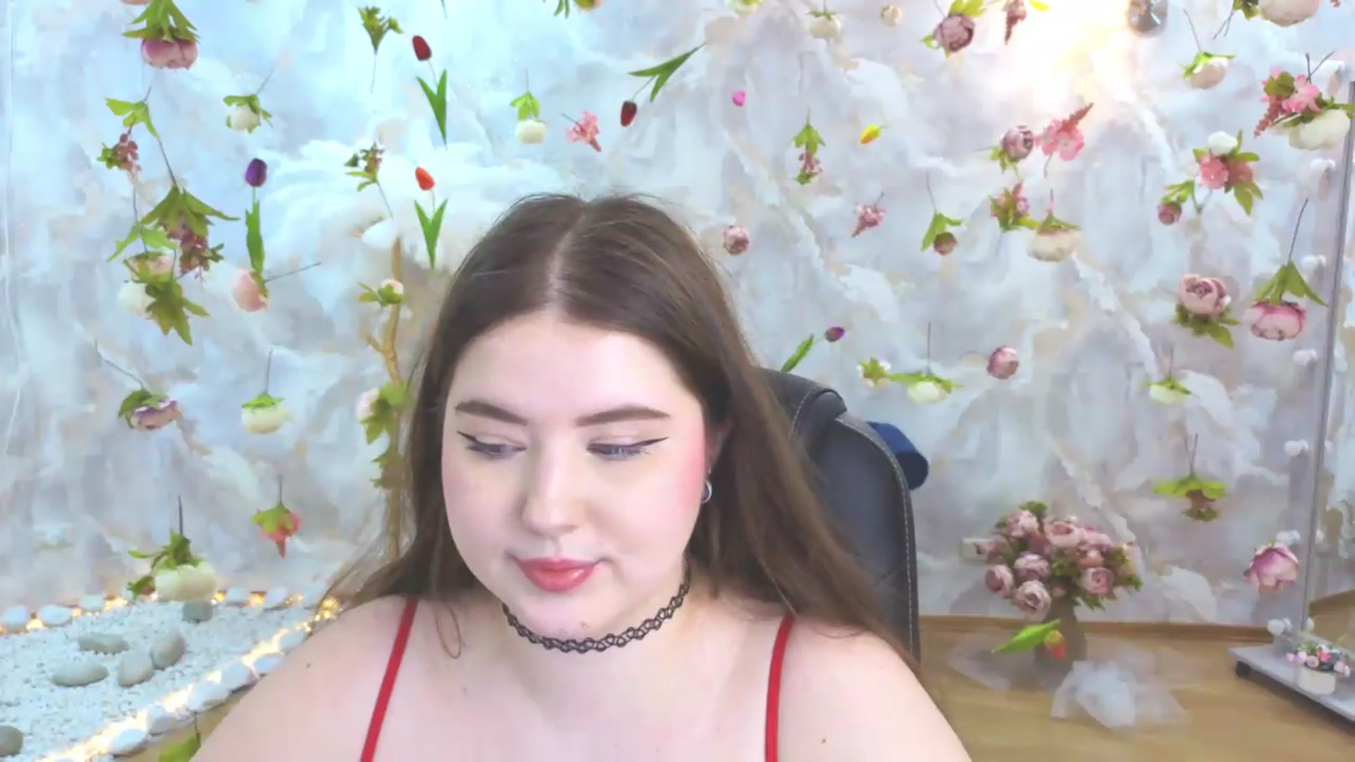 Gallery image thumbnail from EnigmaVeil's myfreecams stream on, 05/18/2026, 23:47 image 20 of 20