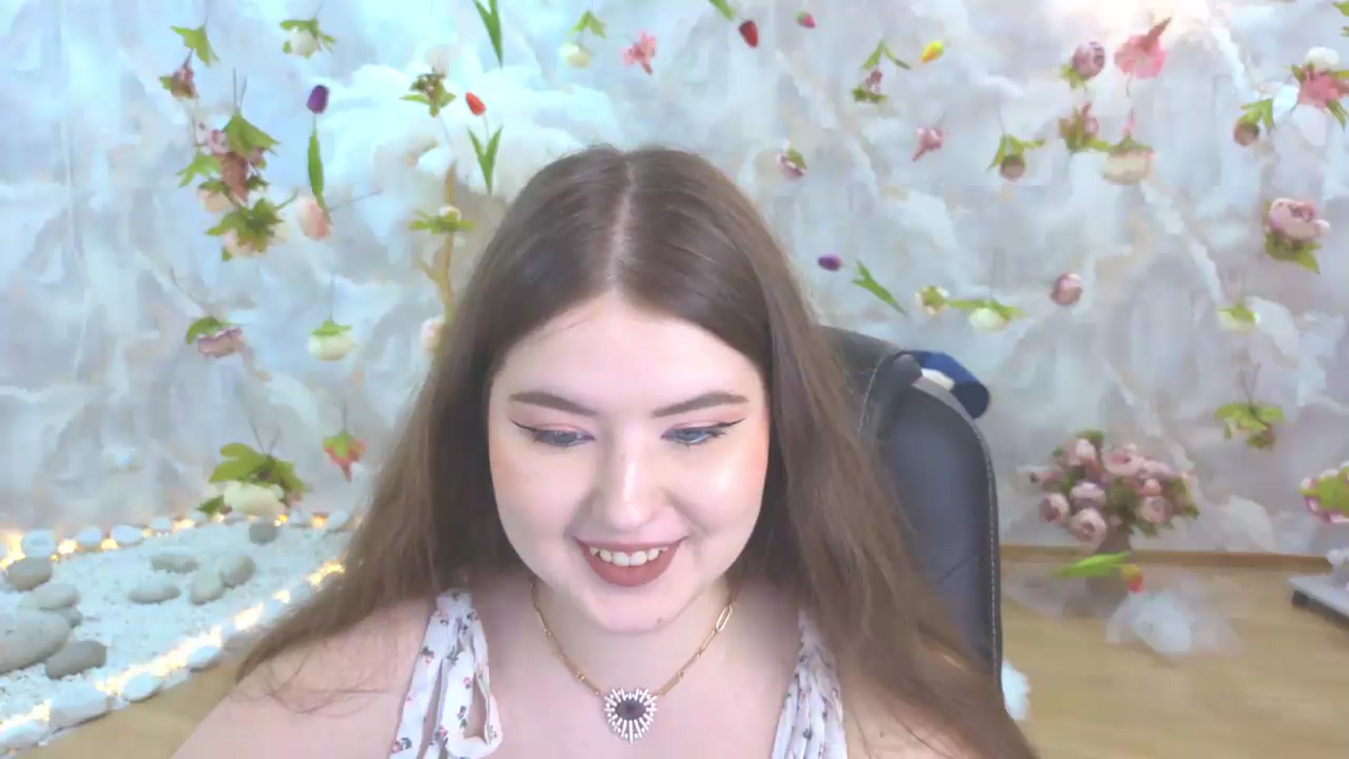 Gallery image thumbnail from EnigmaVeil's myfreecams stream on, 05/20/2026, 05:36 image 13 of 20