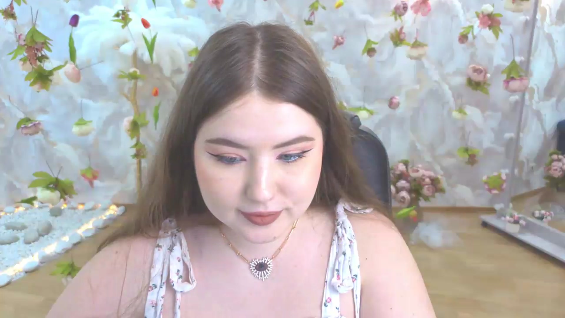 Gallery image thumbnail from EnigmaVeil's myfreecams stream on, 05/20/2026, 05:36 image 19 of 20