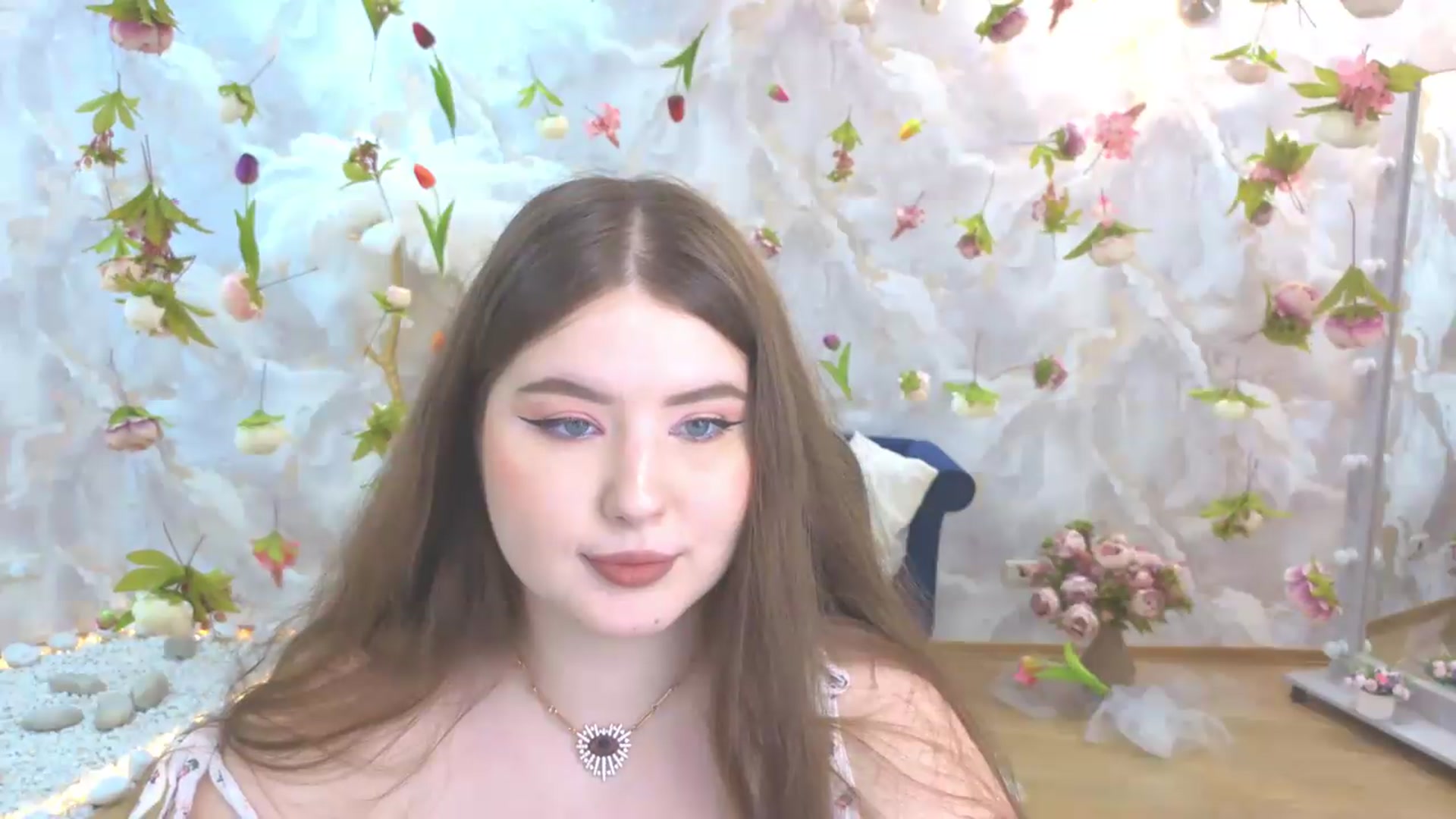 Gallery image thumbnail from EnigmaVeil's myfreecams stream on, 05/20/2026, 07:47 image 6 of 20