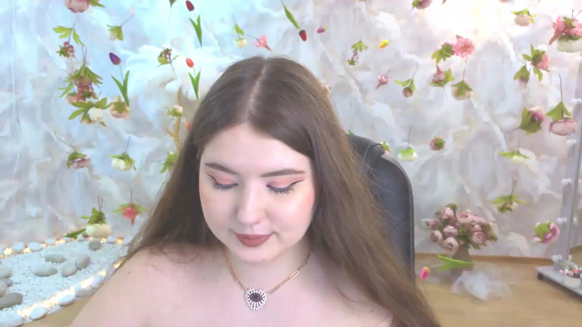 Gallery image thumbnail from EnigmaVeil's myfreecams stream on, 05/20/2026, 09:47 image 3 of 20