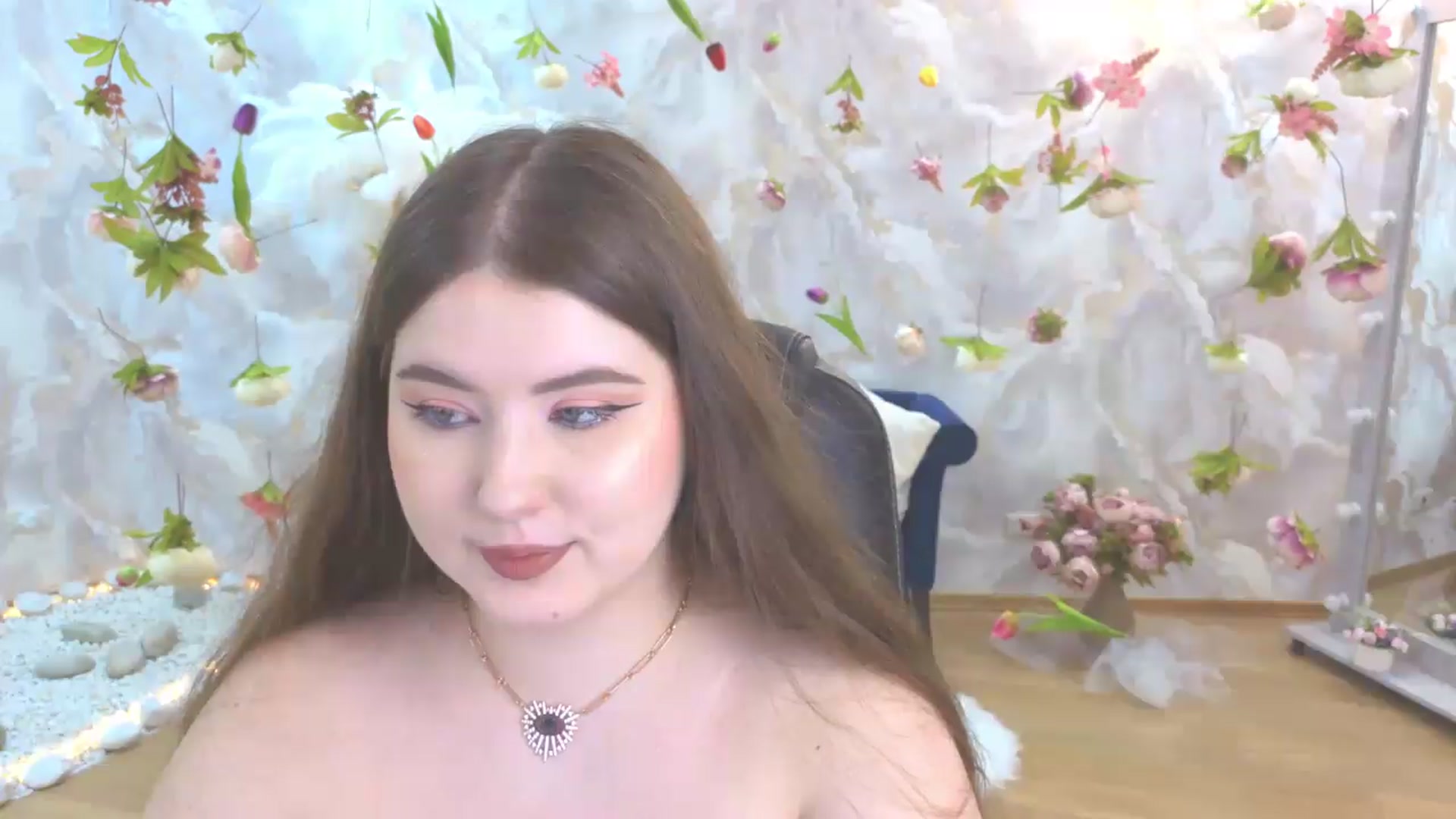 Gallery image thumbnail from EnigmaVeil's myfreecams stream on, 05/20/2026, 09:47 image 15 of 20