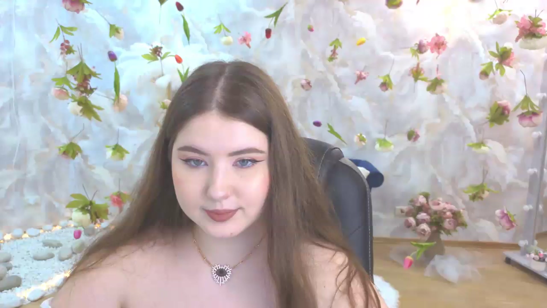 Gallery image thumbnail from EnigmaVeil's myfreecams stream on, 05/20/2026, 09:47 image 6 of 20