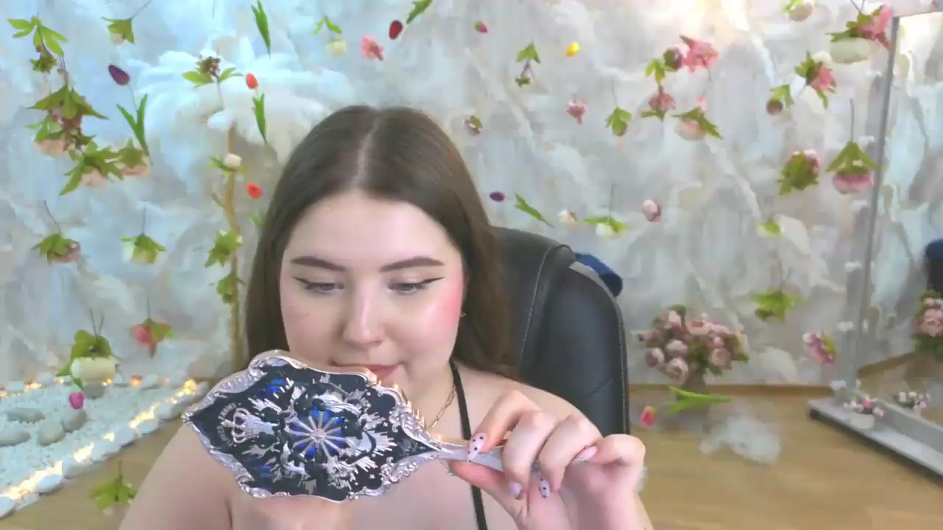 Gallery image thumbnail from EnigmaVeil's myfreecams stream on, 05/21/2026, 09:47 image 1 of 20