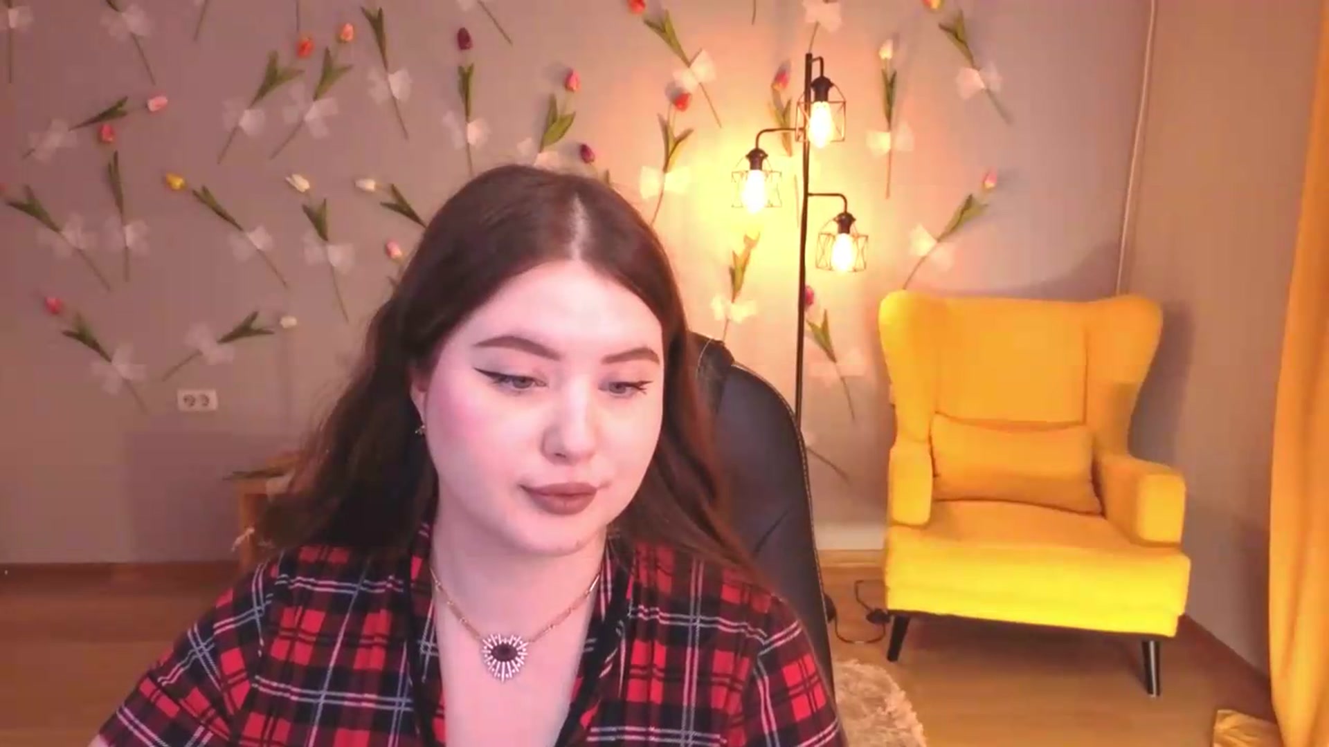 Gallery image thumbnail from EnigmaVeil's myfreecams stream on, 05/23/2026, 01:46 image 18 of 20