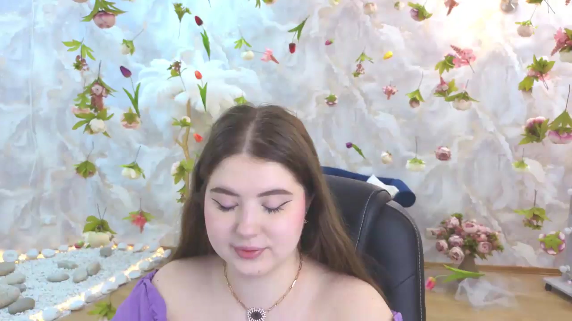 Gallery image thumbnail from EnigmaVeil's myfreecams stream on, 05/23/2026, 18:44 image 9 of 20